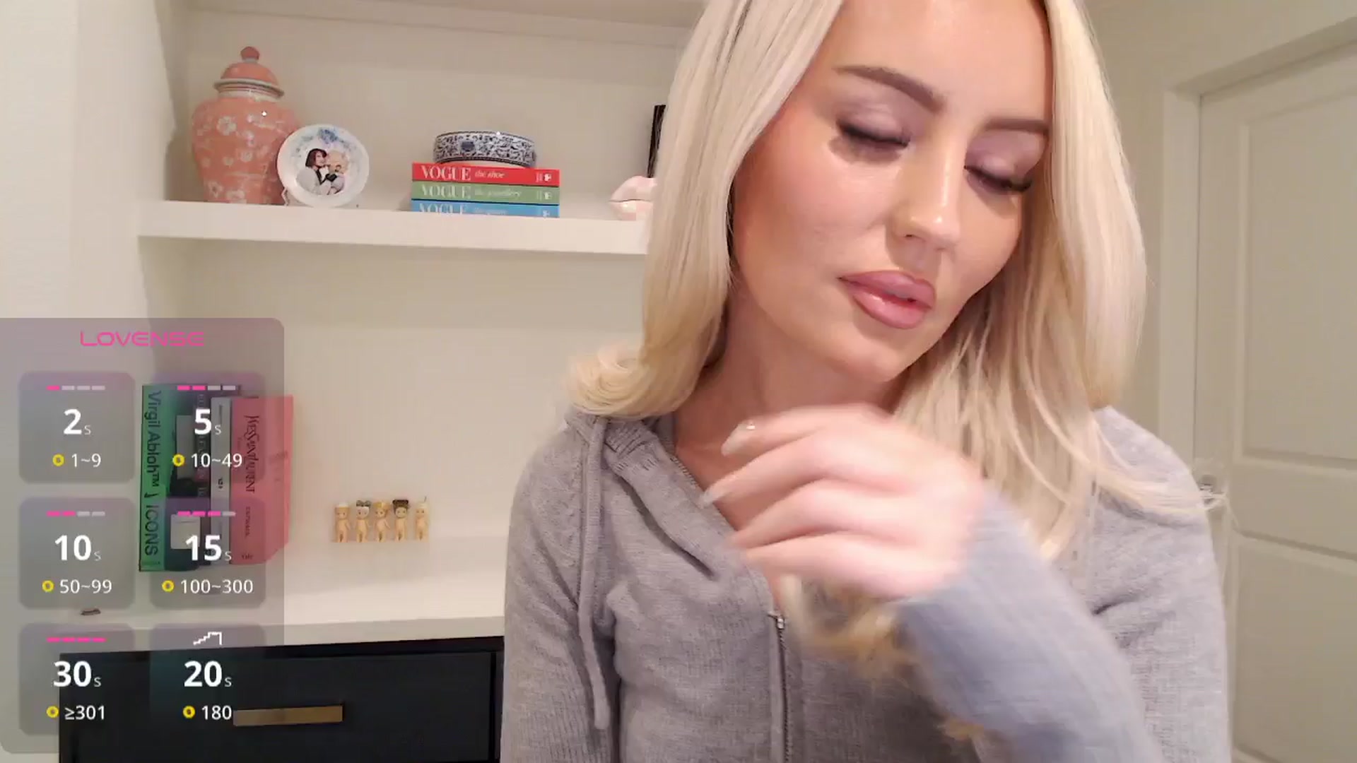 Gallery image thumbnail from Officialelsa's myfreecams stream on, 01/25/2026, 02:50 image 6 of 20