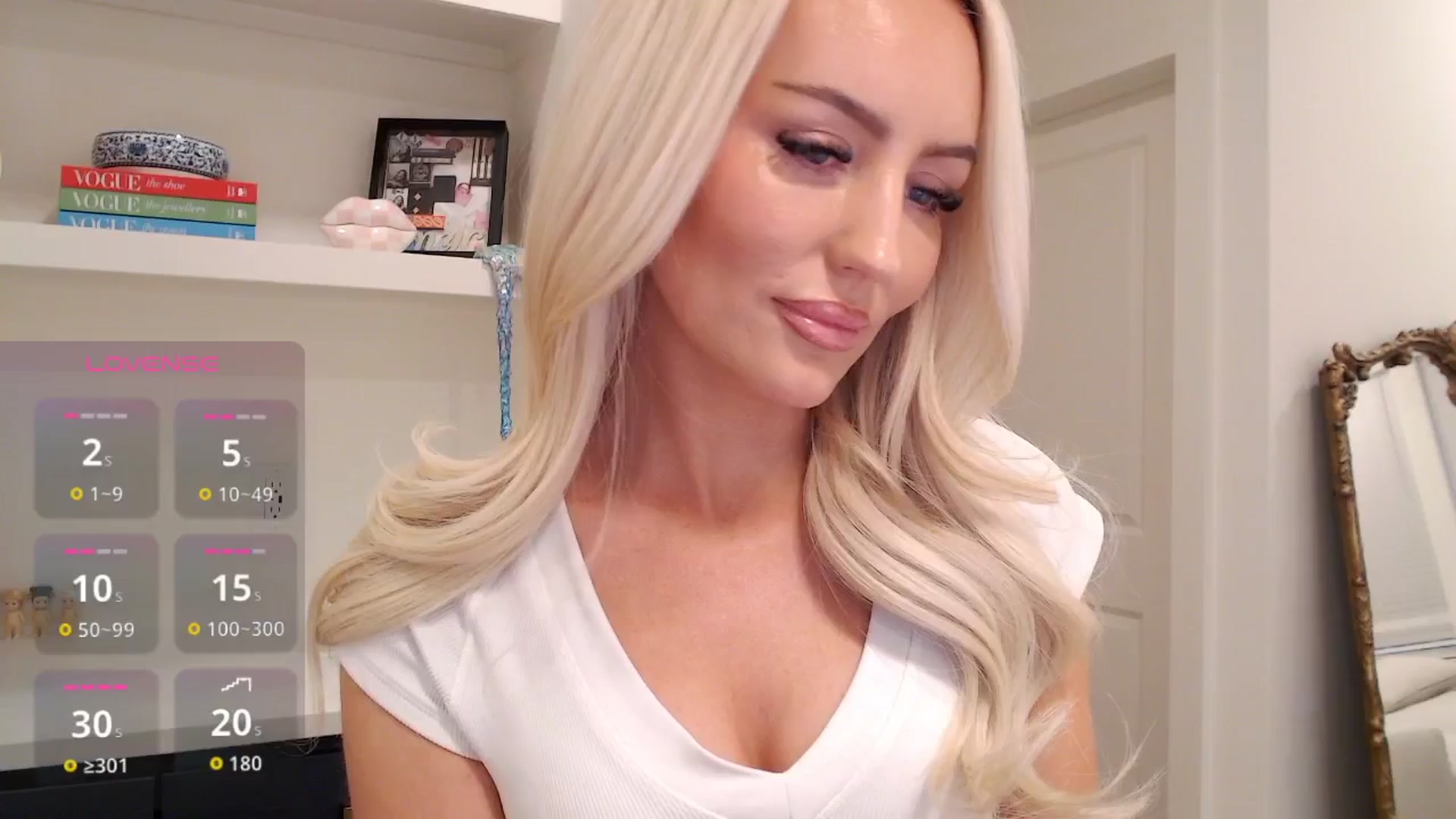 Gallery image thumbnail from Officialelsa's myfreecams stream on, 01/30/2026, 24:28 image 13 of 20