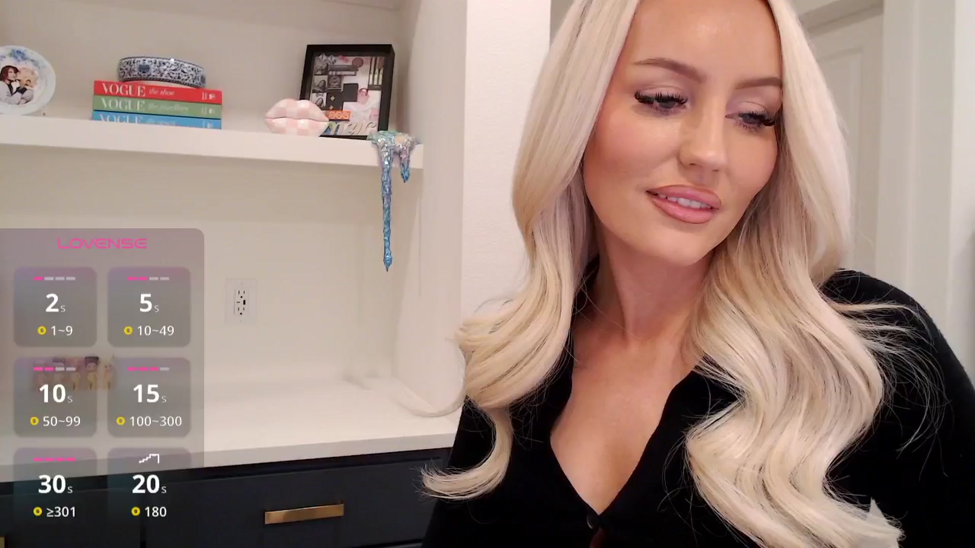 Gallery image thumbnail from Officialelsa's myfreecams stream on, 02/01/2026, 24:25 image 8 of 20