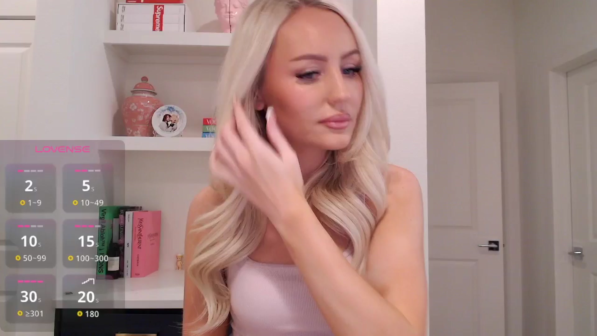 Gallery image thumbnail from Officialelsa's myfreecams stream on, 02/02/2026, 21:03 image 3 of 20