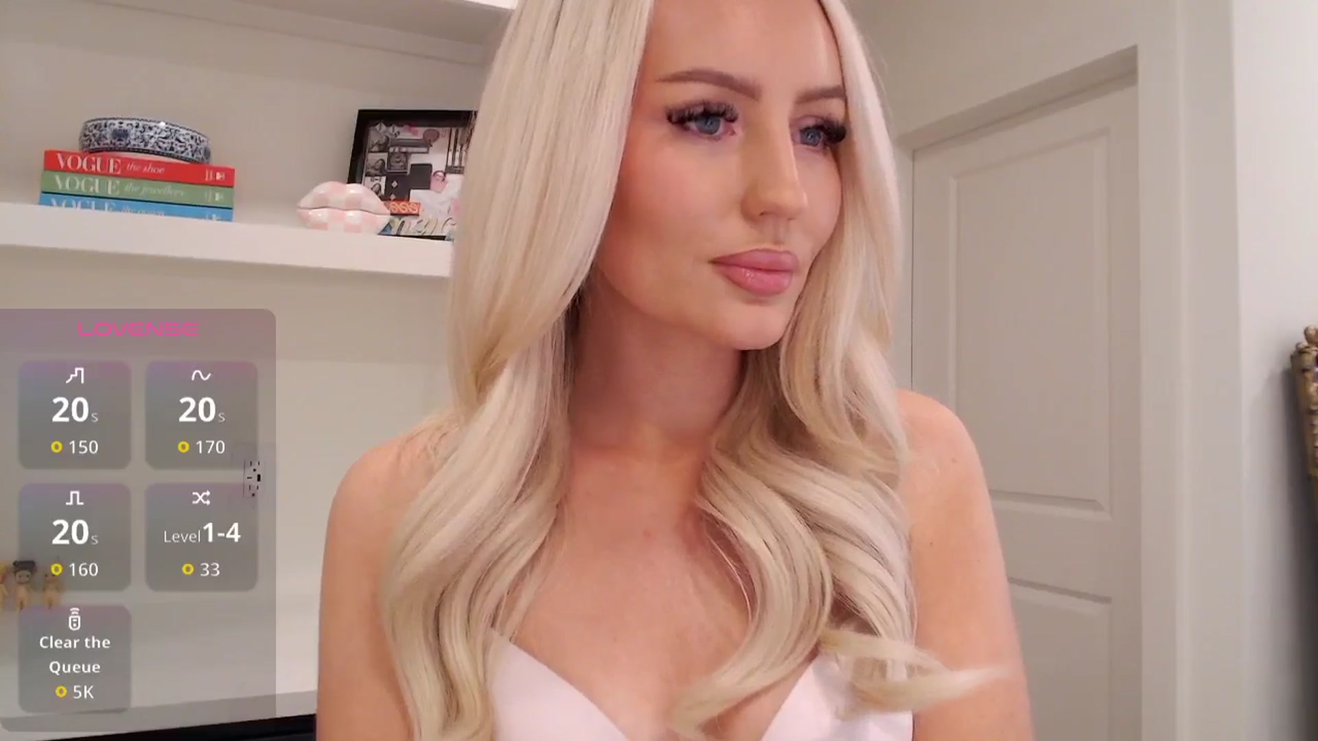 Gallery image thumbnail from Officialelsa's myfreecams stream on, 02/02/2026, 22:07 image 19 of 20