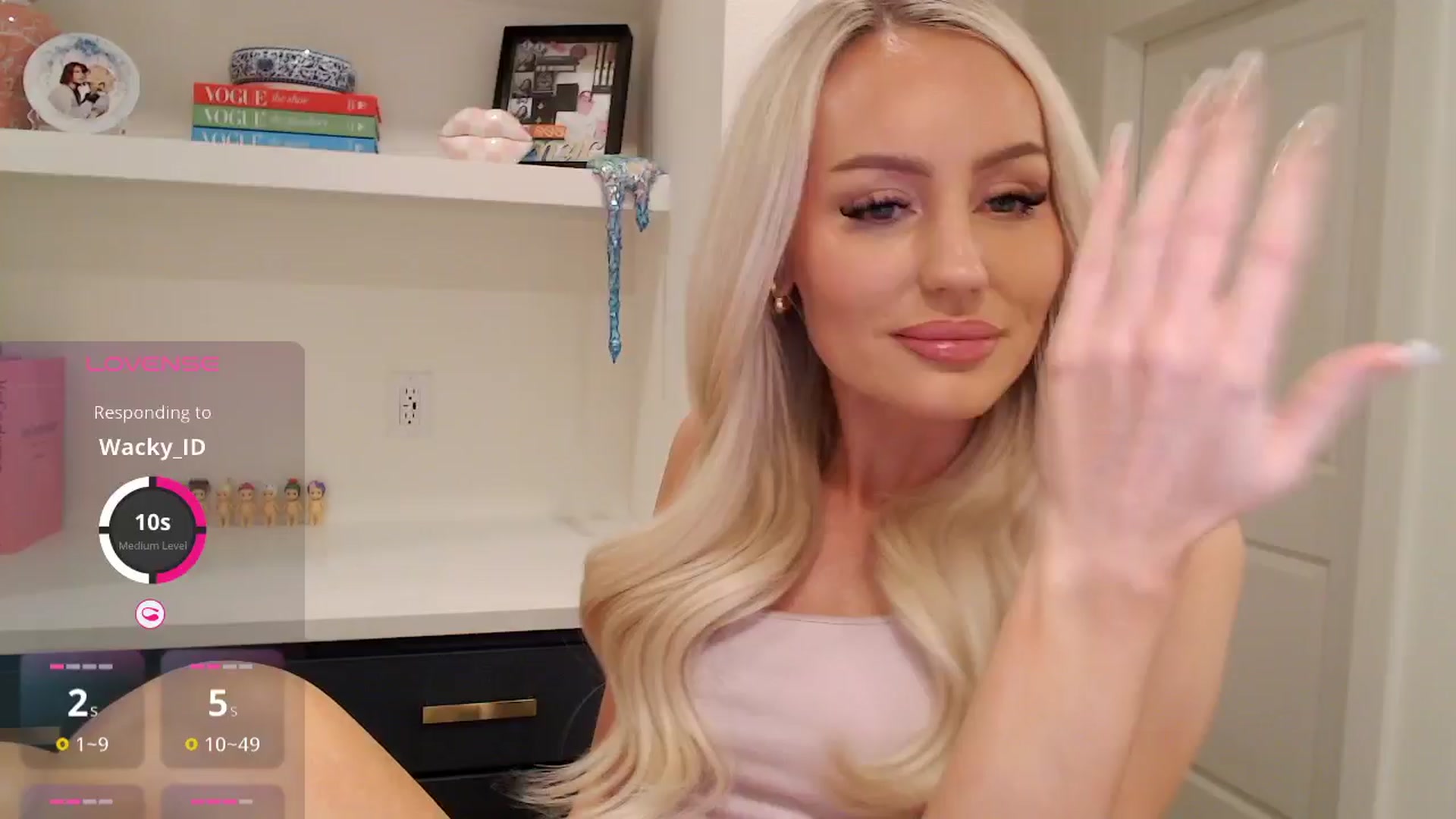 Gallery image thumbnail from Officialelsa's myfreecams stream on, 02/03/2026, 24:01 image 20 of 20
