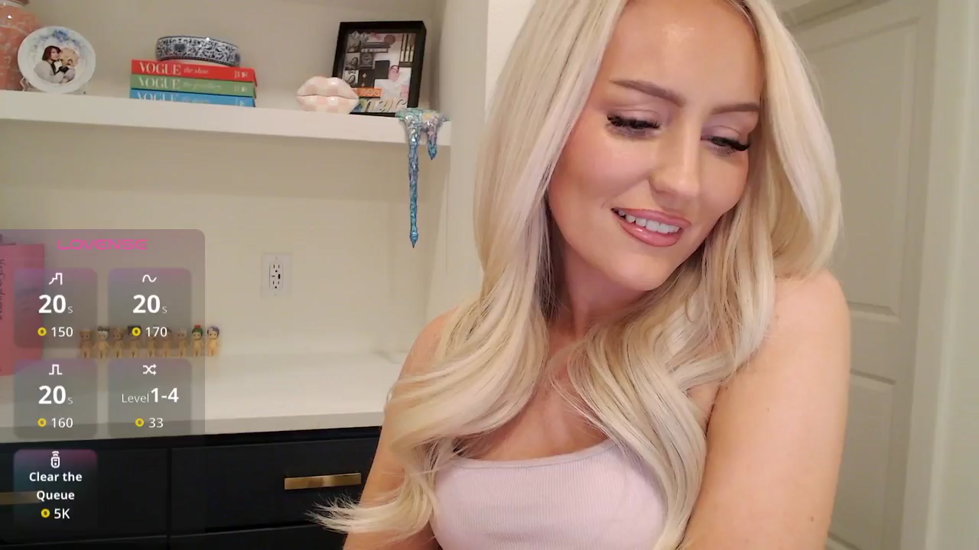Gallery image thumbnail from Officialelsa's myfreecams stream on, 02/03/2026, 24:01 image 18 of 20