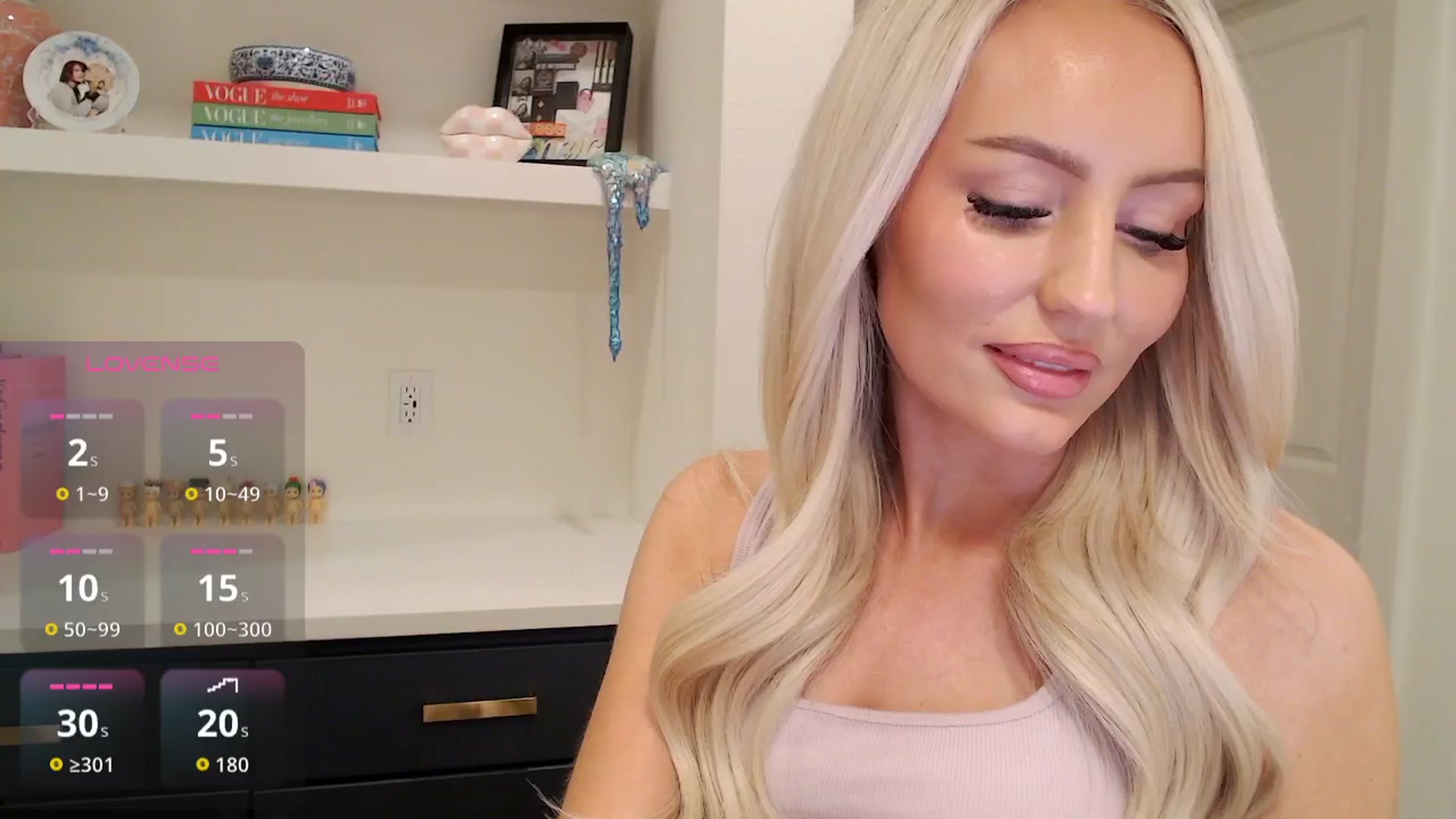 Gallery image thumbnail from Officialelsa's myfreecams stream on, 02/03/2026, 24:20 image 14 of 20