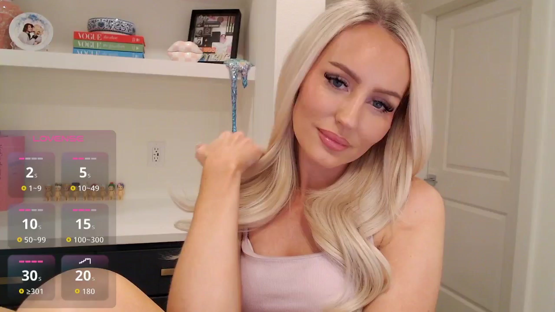 Gallery image thumbnail from Officialelsa's myfreecams stream on, 02/03/2026, 24:20 image 6 of 20