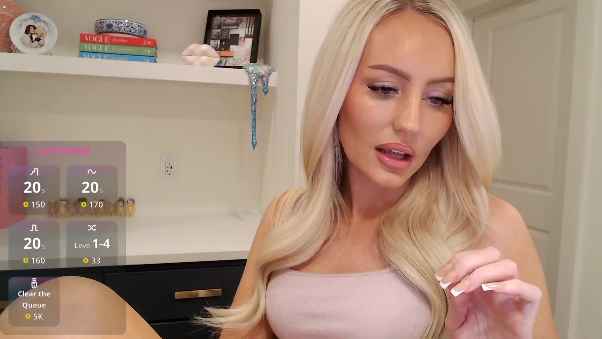 Gallery image thumbnail from Officialelsa's myfreecams stream on, 02/03/2026, 24:20 image 1 of 20