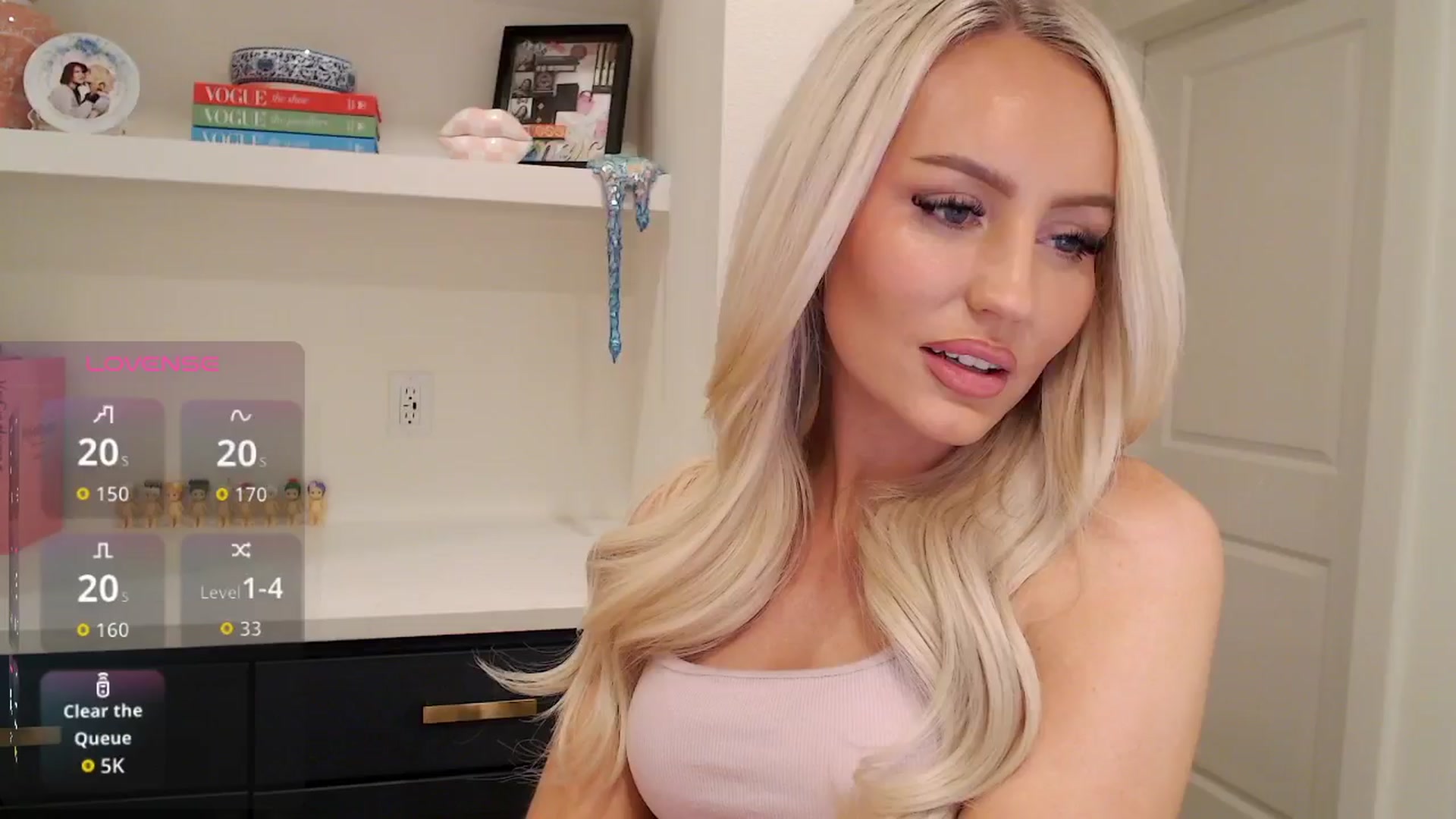 Gallery image thumbnail from Officialelsa's myfreecams stream on, 02/03/2026, 24:20 image 8 of 20