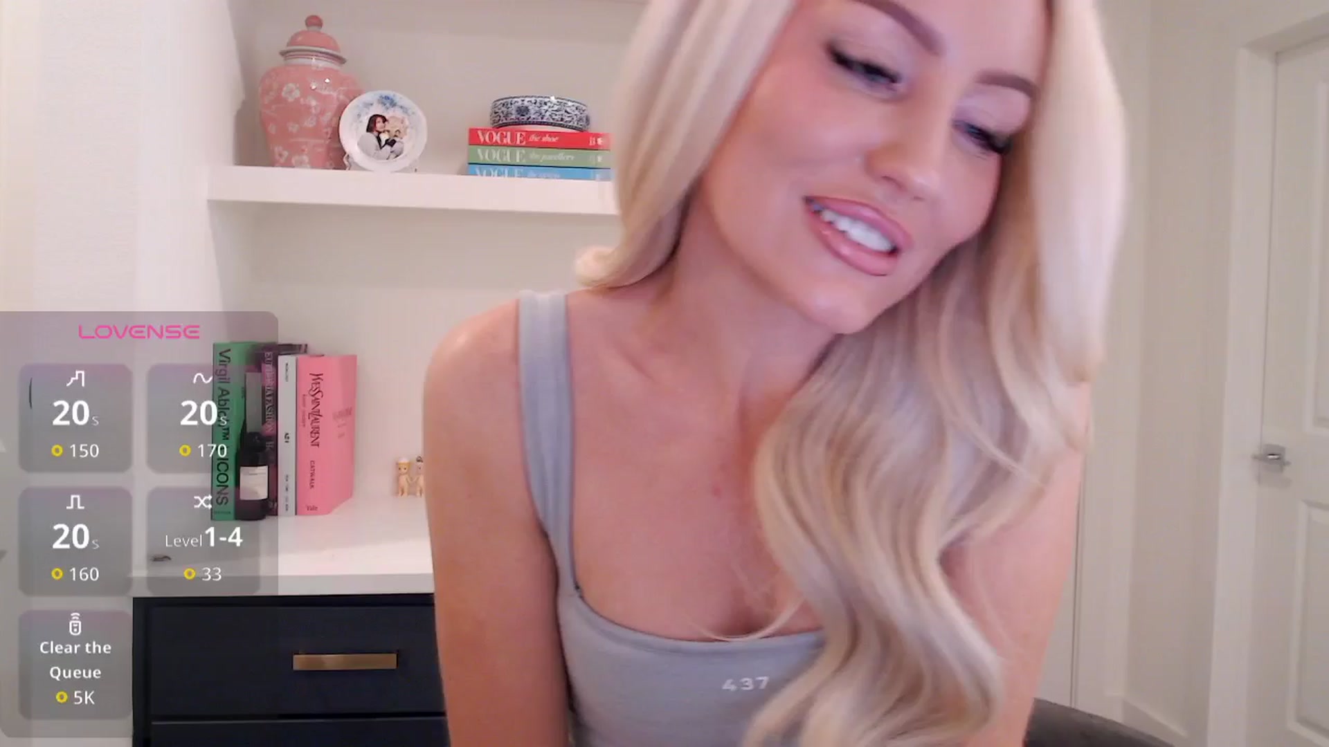 Gallery image thumbnail from Officialelsa's myfreecams stream on, 02/03/2026, 21:27 image 6 of 20