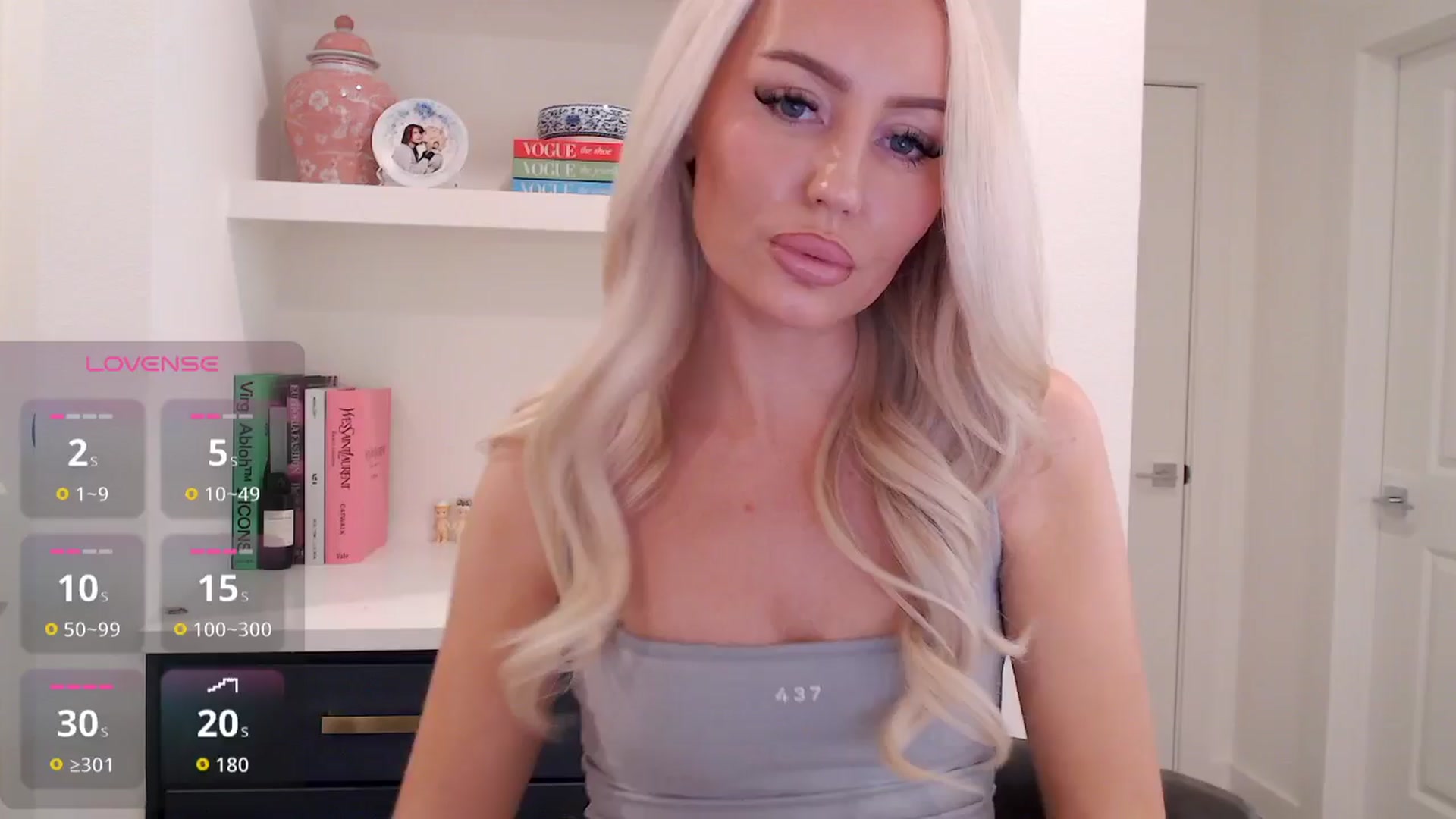 Gallery image thumbnail from Officialelsa's myfreecams stream on, 02/03/2026, 21:27 image 3 of 20