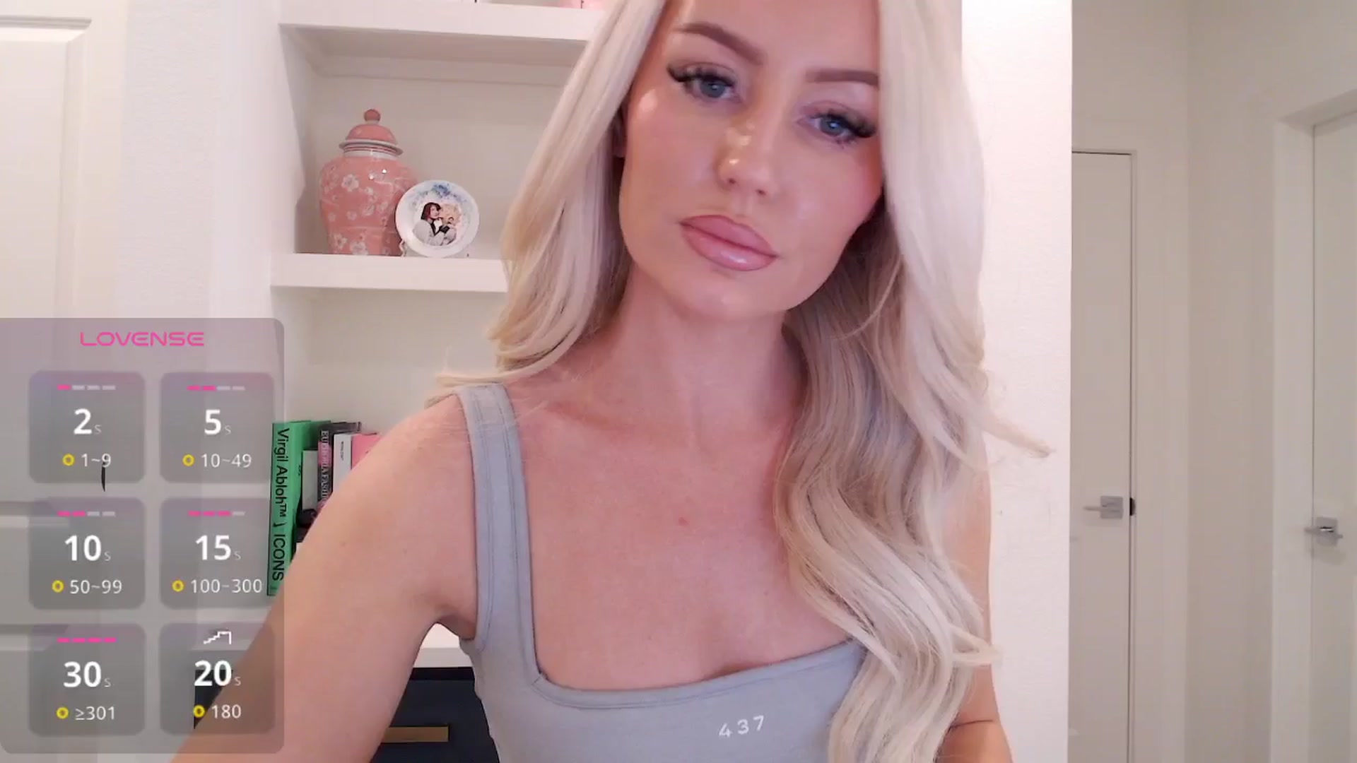 Gallery image thumbnail from Officialelsa's myfreecams stream on, 02/03/2026, 21:27 image 1 of 20