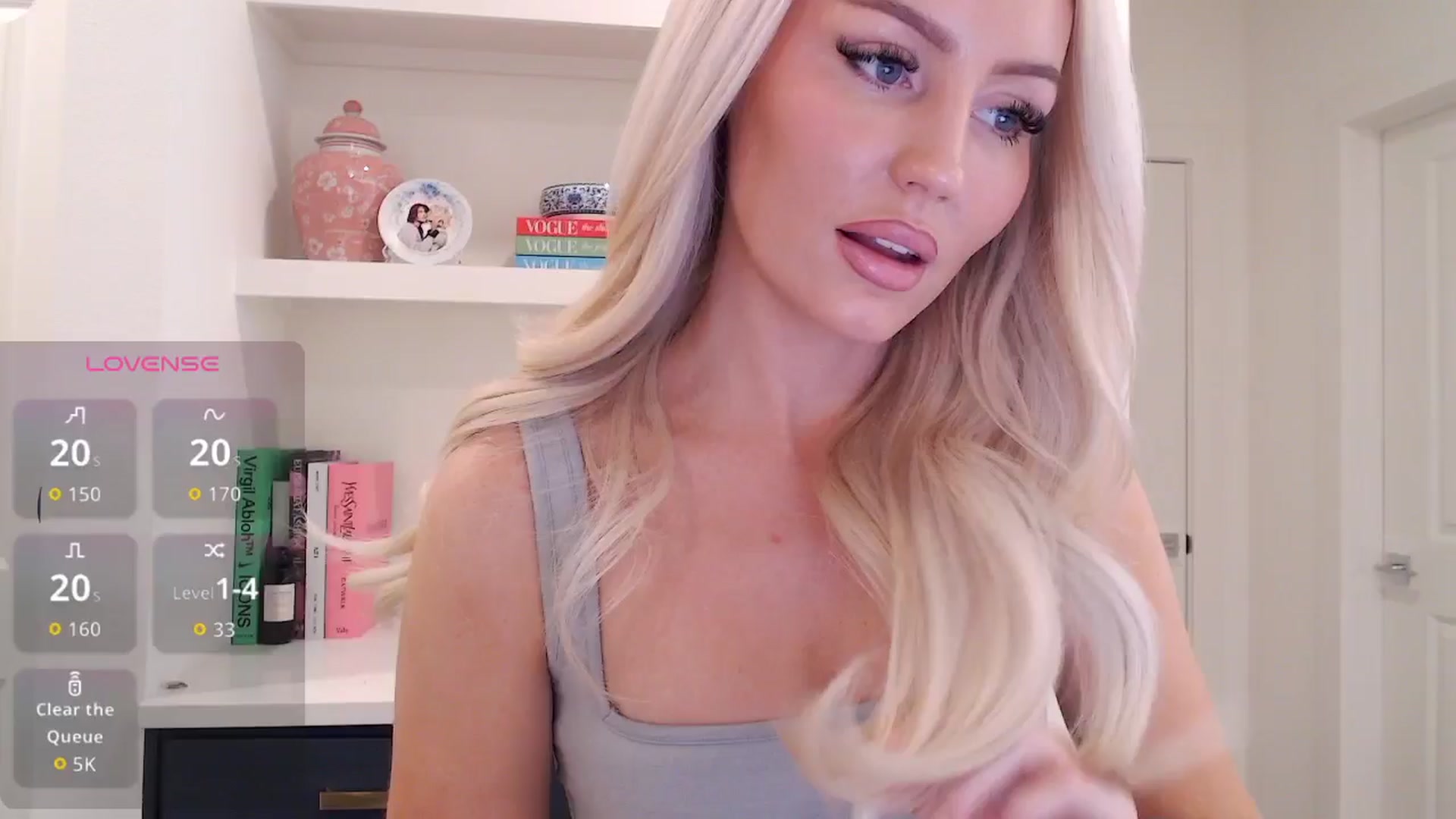 Gallery image thumbnail from Officialelsa's myfreecams stream on, 02/03/2026, 21:27 image 9 of 20