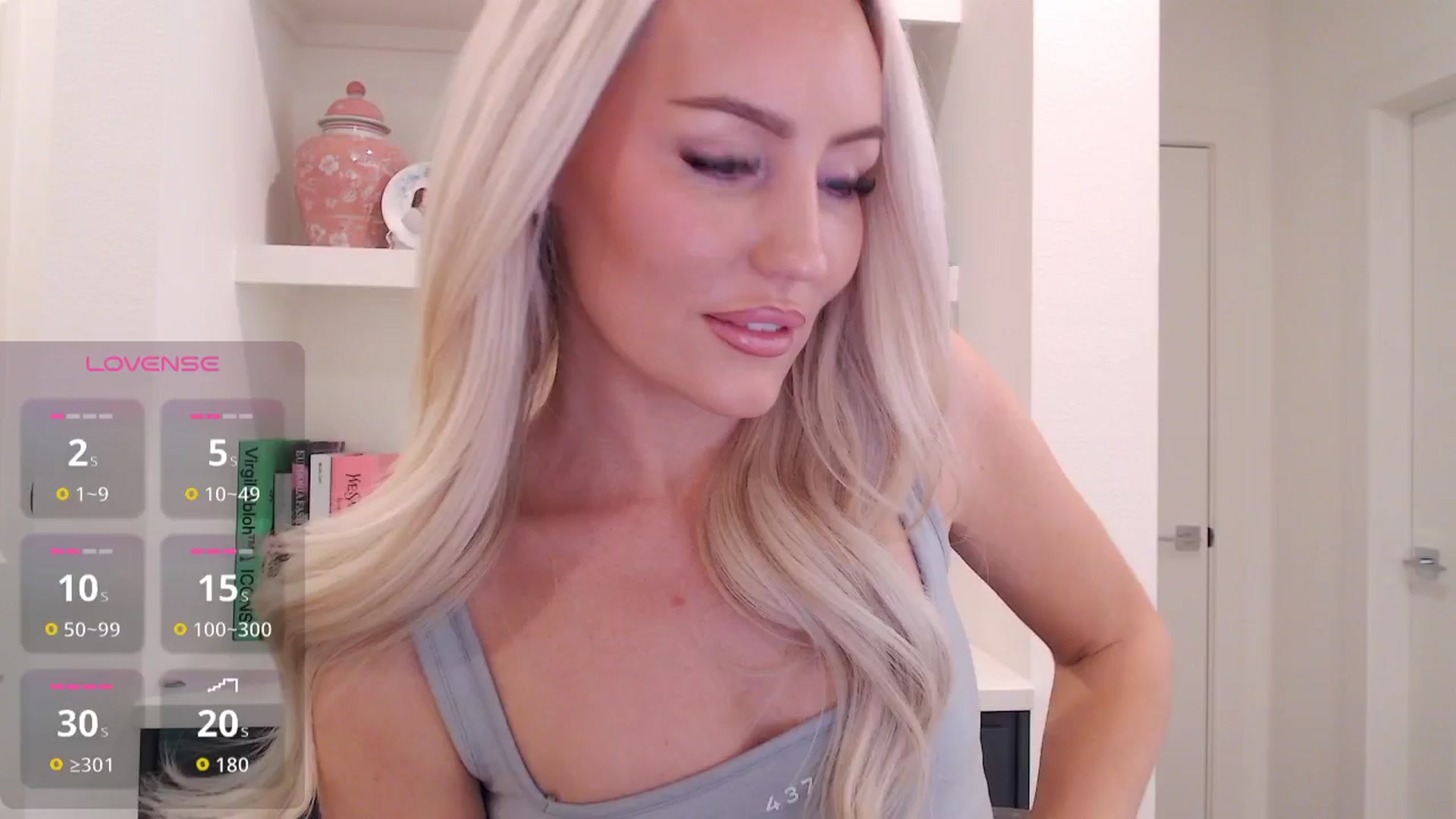 Gallery image thumbnail from Officialelsa's myfreecams stream on, 02/03/2026, 21:27 image 12 of 20