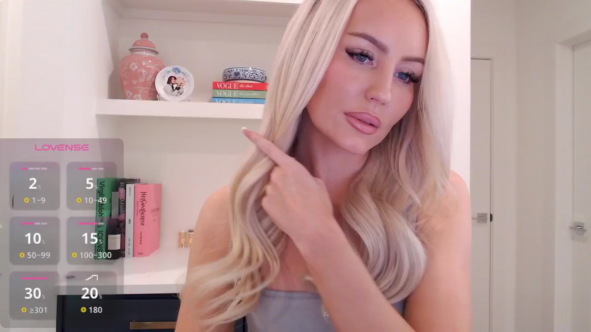 Gallery image thumbnail from Officialelsa's myfreecams stream on, 02/03/2026, 21:27 image 10 of 20
