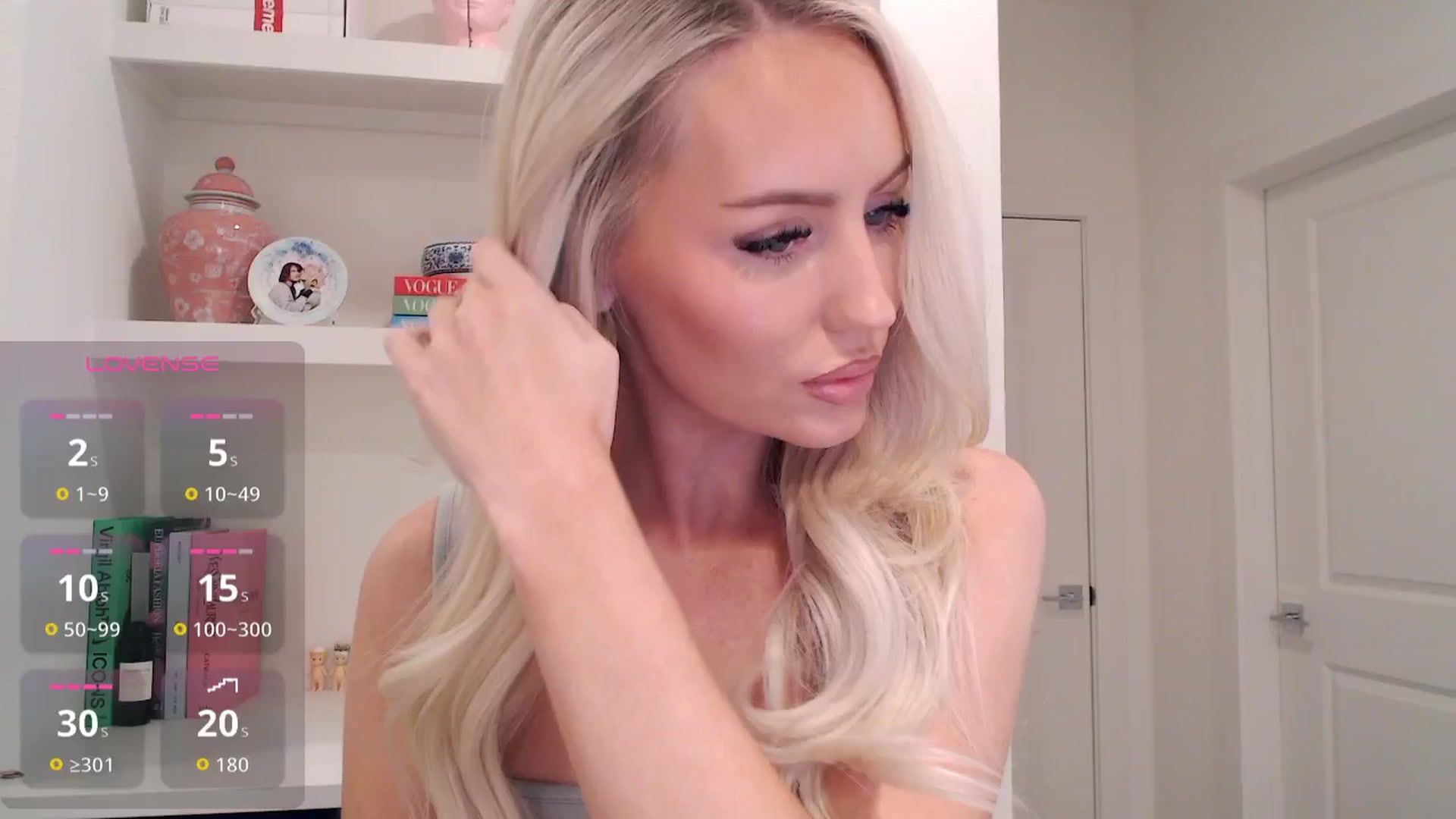 Gallery image thumbnail from Officialelsa's myfreecams stream on, 02/03/2026, 21:59 image 3 of 20