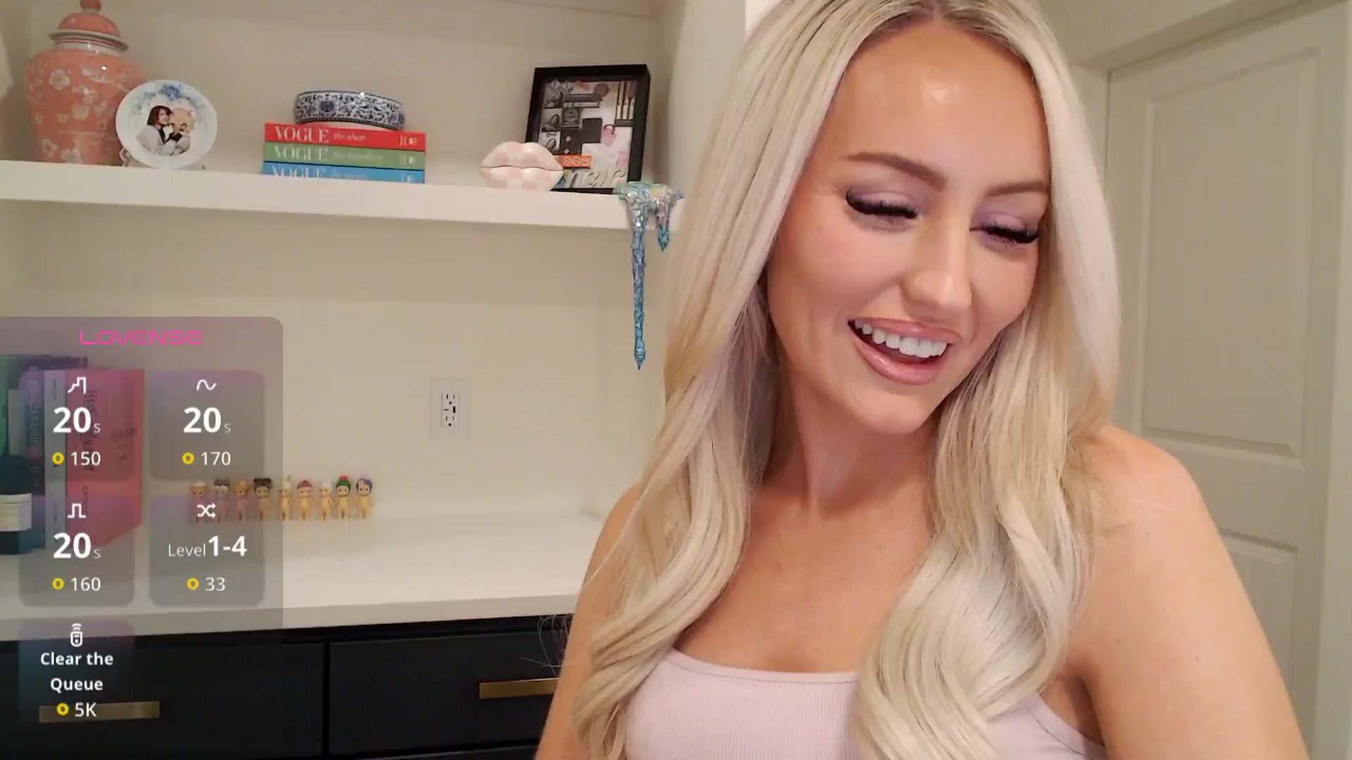 Gallery image thumbnail from Officialelsa's myfreecams stream on, 02/10/2026, 01:14 image 12 of 20