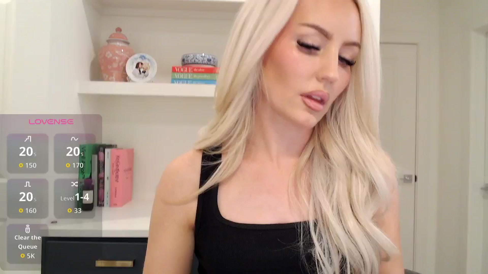 Gallery image thumbnail from Officialelsa's myfreecams stream on, 02/26/2026, 21:38 image 17 of 20