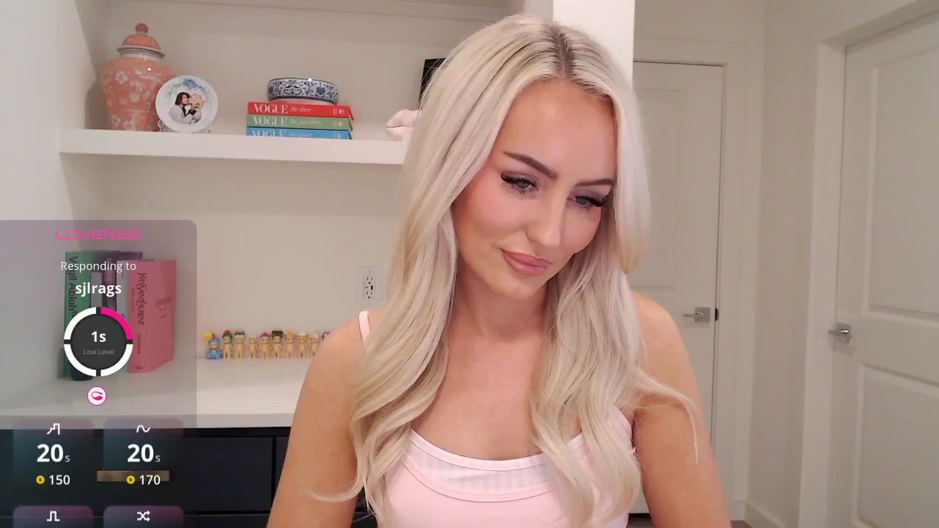 Gallery image thumbnail from Officialelsa's myfreecams stream on, 03/04/2026, 21:28 image 5 of 20
