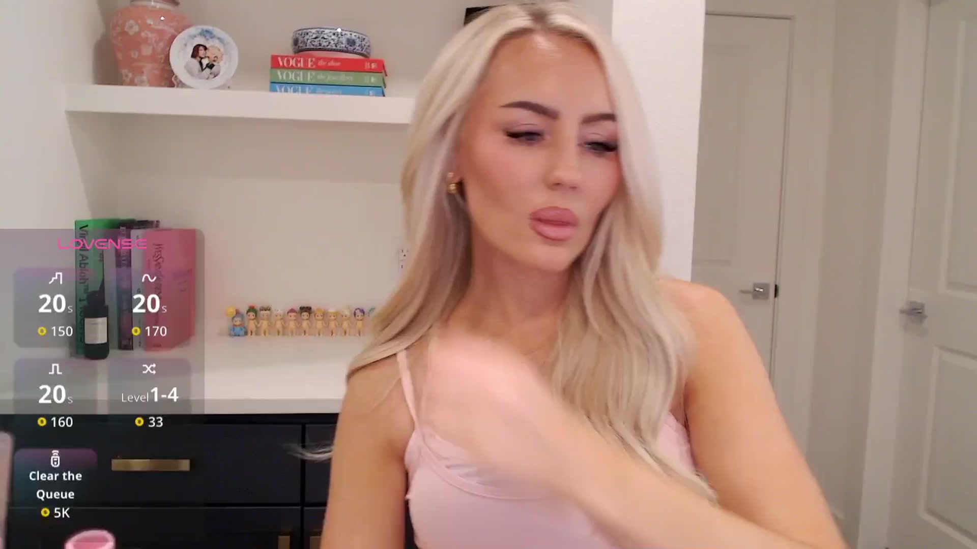 Gallery image thumbnail from Officialelsa's myfreecams stream on, 03/04/2026, 21:28 image 11 of 20