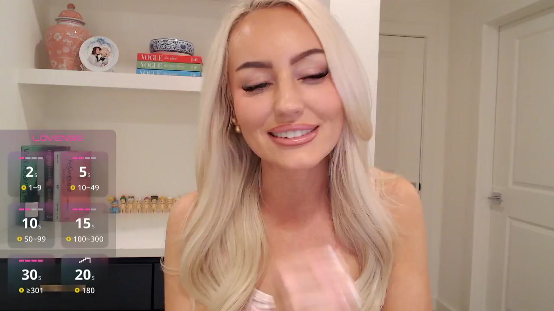 Gallery image thumbnail from Officialelsa's myfreecams stream on, 03/05/2026, 24:33 image 10 of 20