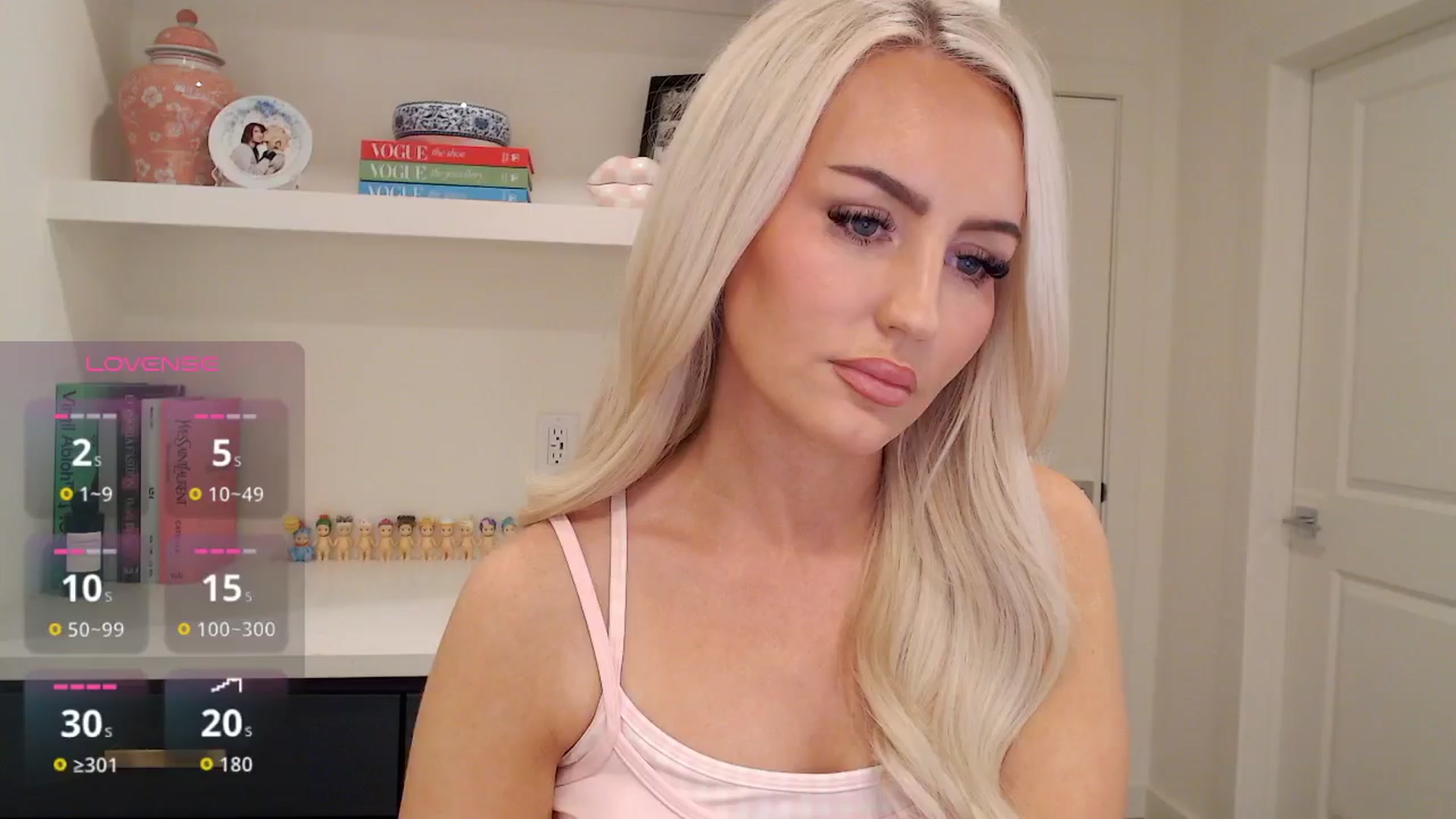 Gallery image thumbnail from Officialelsa's myfreecams stream on, 03/05/2026, 24:33 image 7 of 20