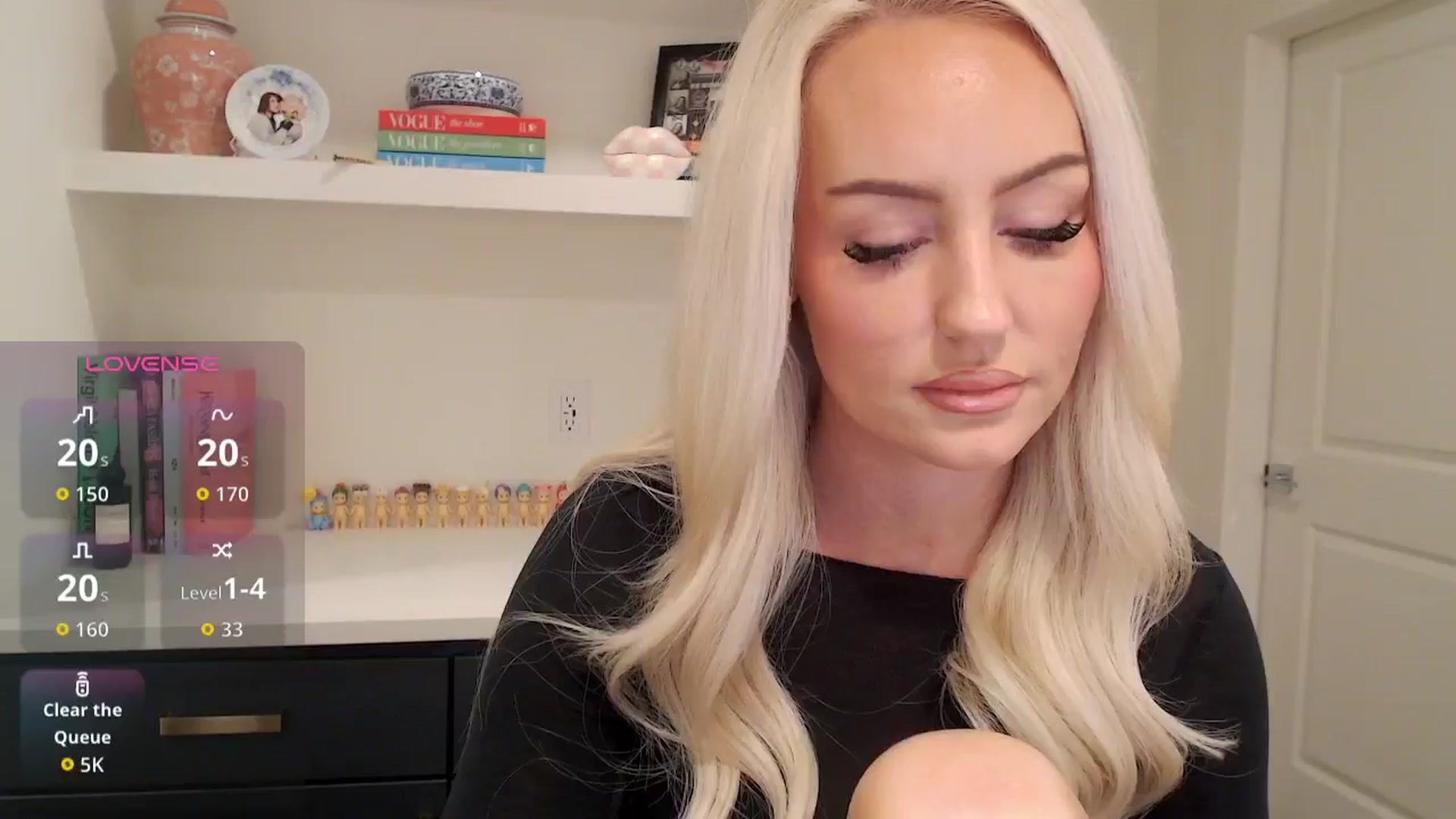 Gallery image thumbnail from Officialelsa's myfreecams stream on, 03/07/2026, 23:20 image 16 of 20