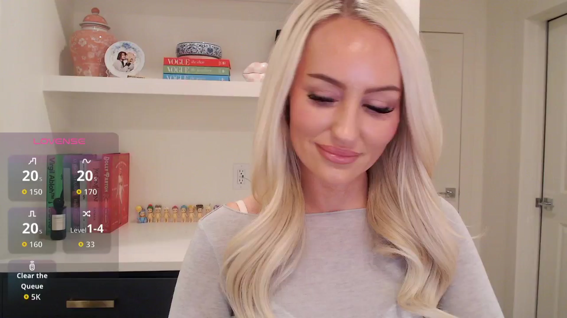 Gallery image thumbnail from Officialelsa's myfreecams stream on, 03/18/2026, 05:32 image 18 of 20