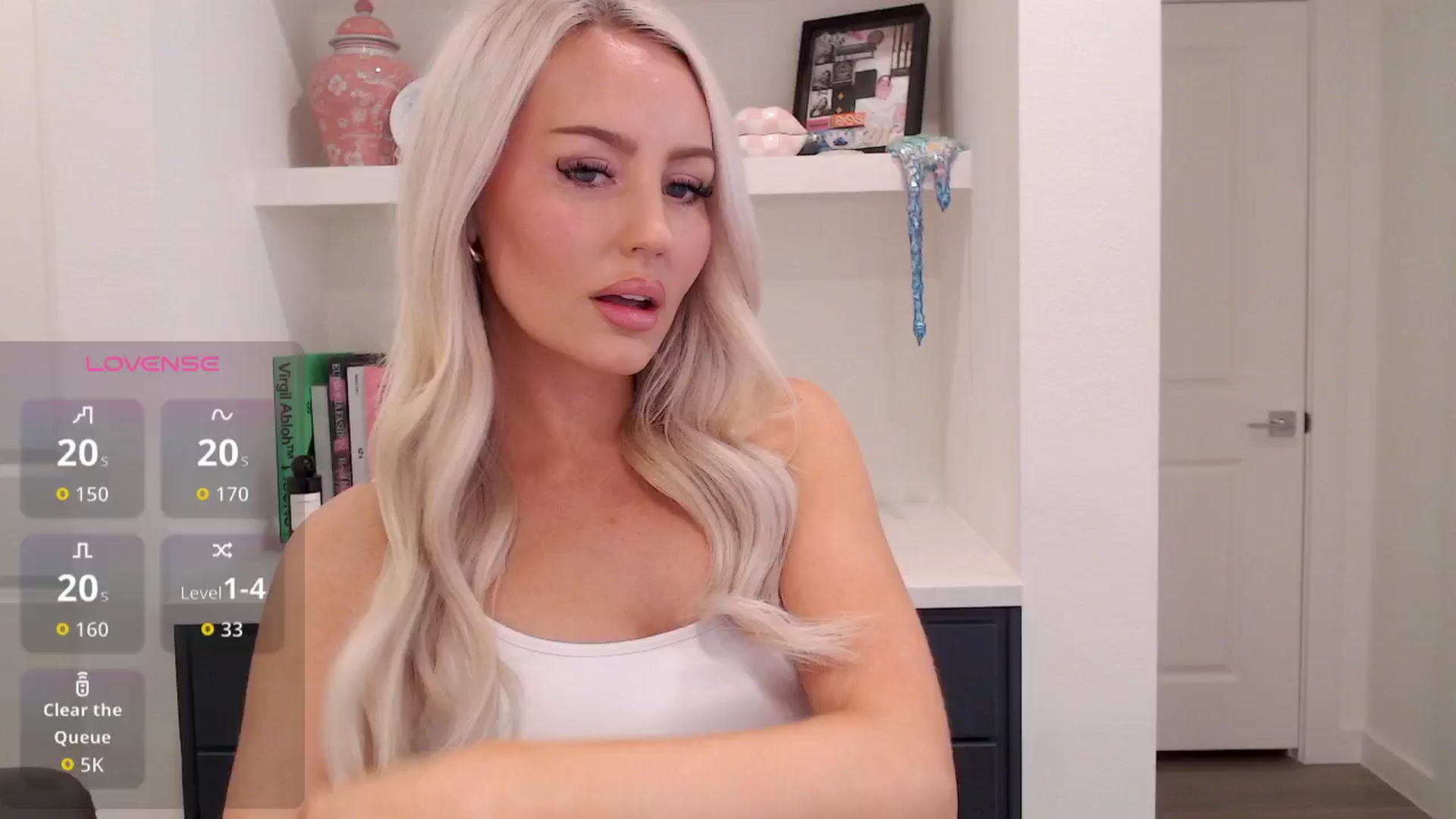 Gallery image thumbnail from Officialelsa's myfreecams stream on, 03/22/2026, 19:11 image 13 of 20