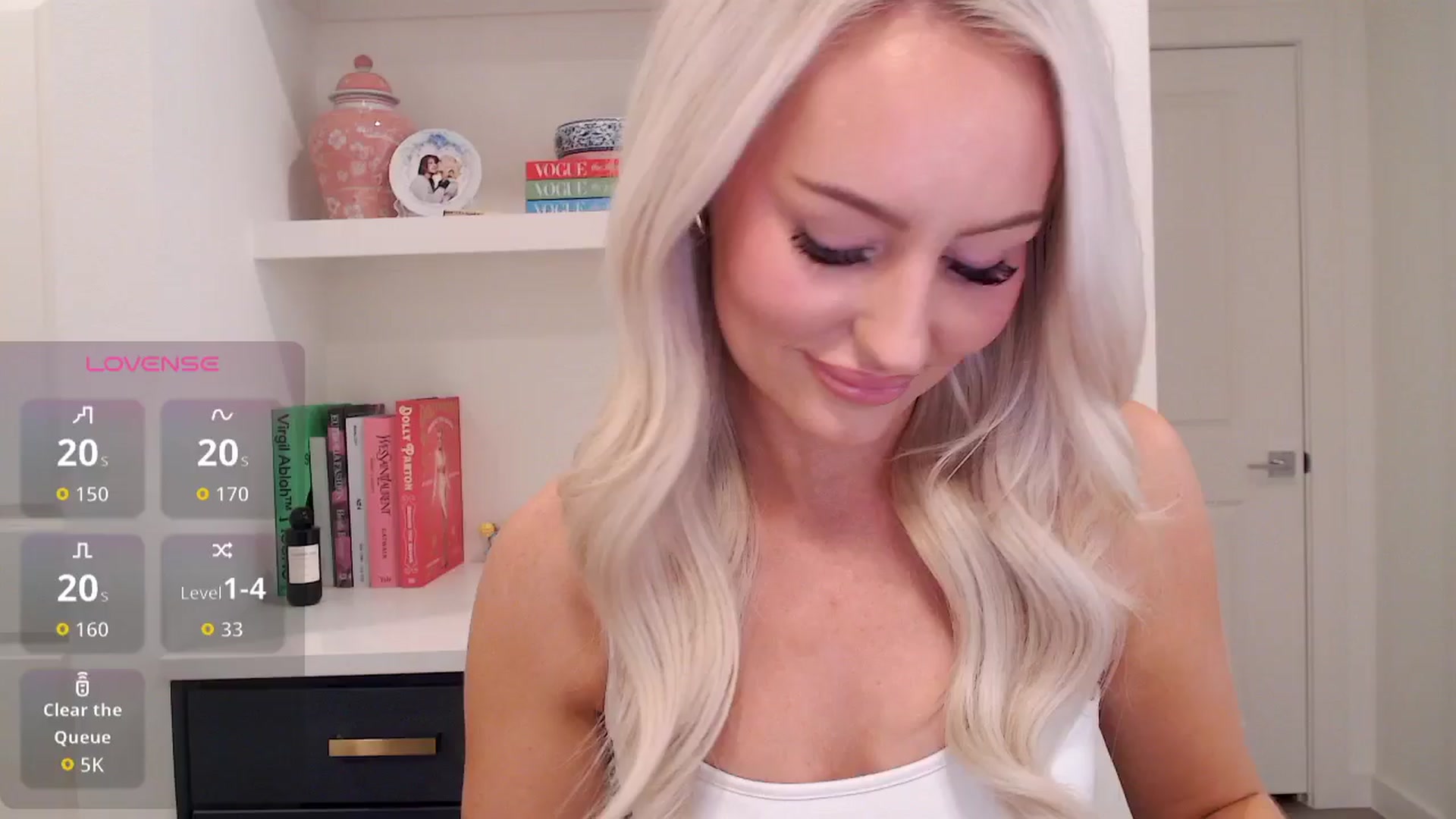 Gallery image thumbnail from Officialelsa's myfreecams stream on, 03/22/2026, 19:11 image 14 of 20