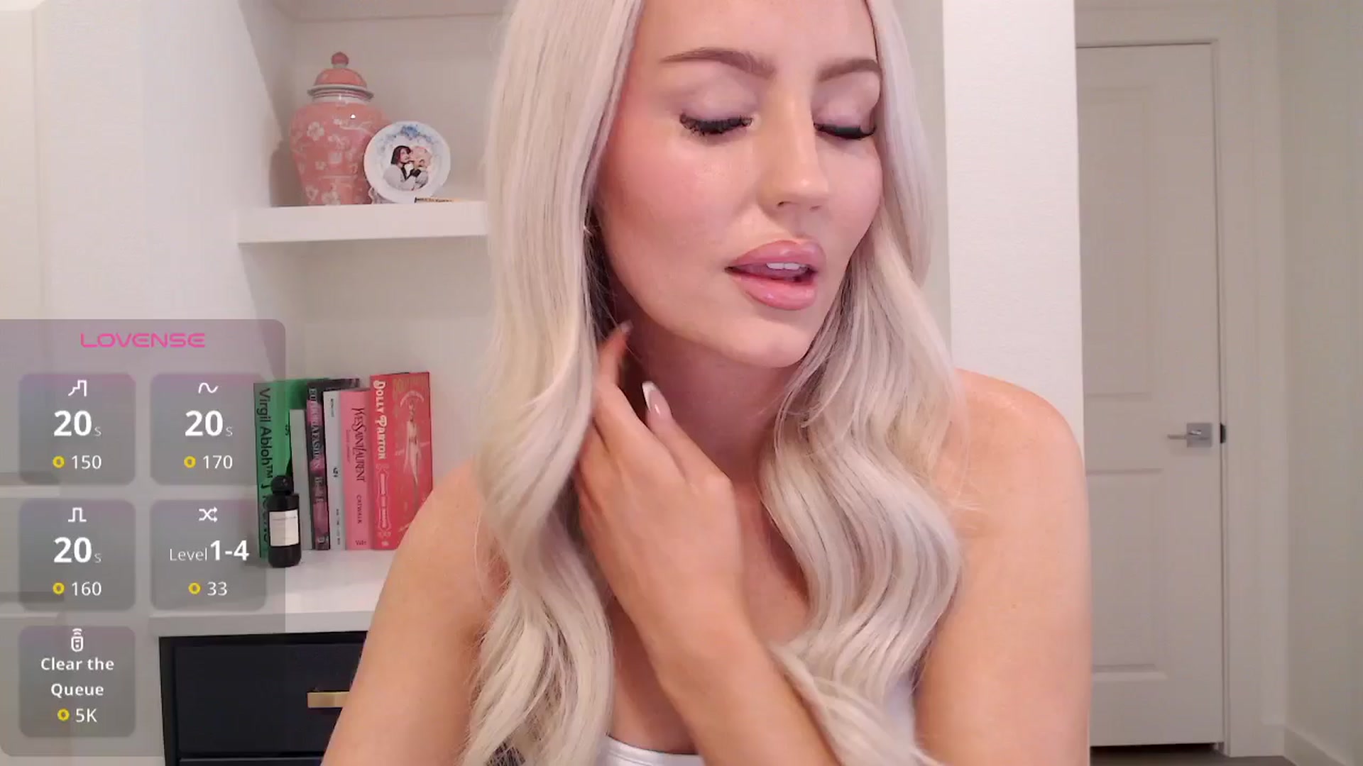 Gallery image thumbnail from Officialelsa's myfreecams stream on, 03/22/2026, 19:11 image 15 of 20