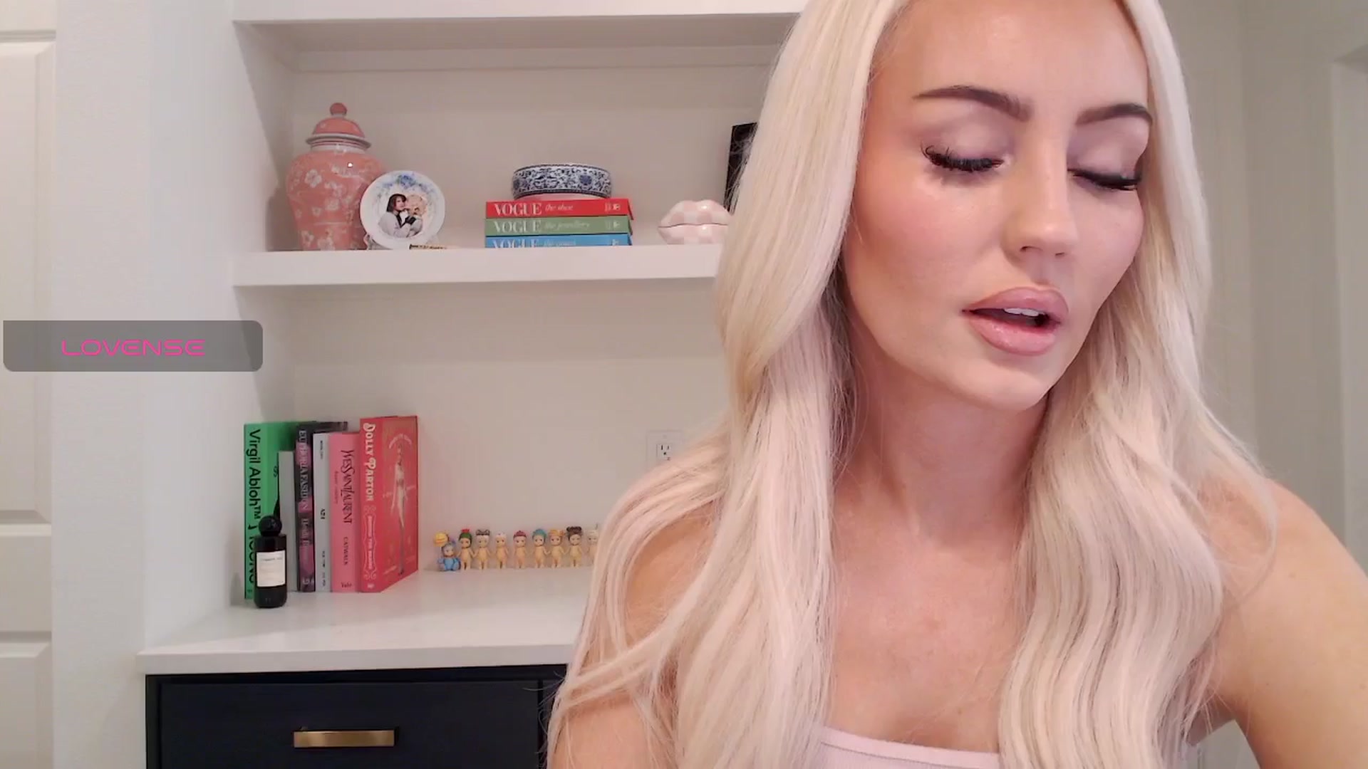 Gallery image thumbnail from Officialelsa's myfreecams stream on, 03/24/2026, 18:54 image 7 of 20