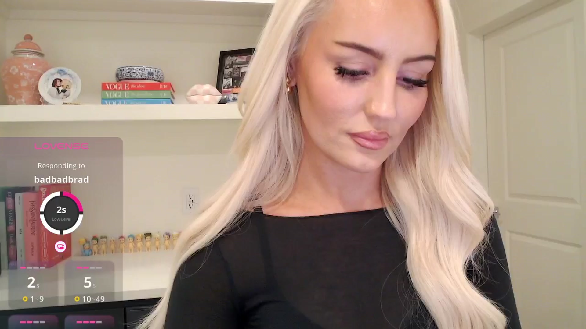 Gallery image thumbnail from Officialelsa's myfreecams stream on, 03/25/2026, 05:17 image 13 of 20