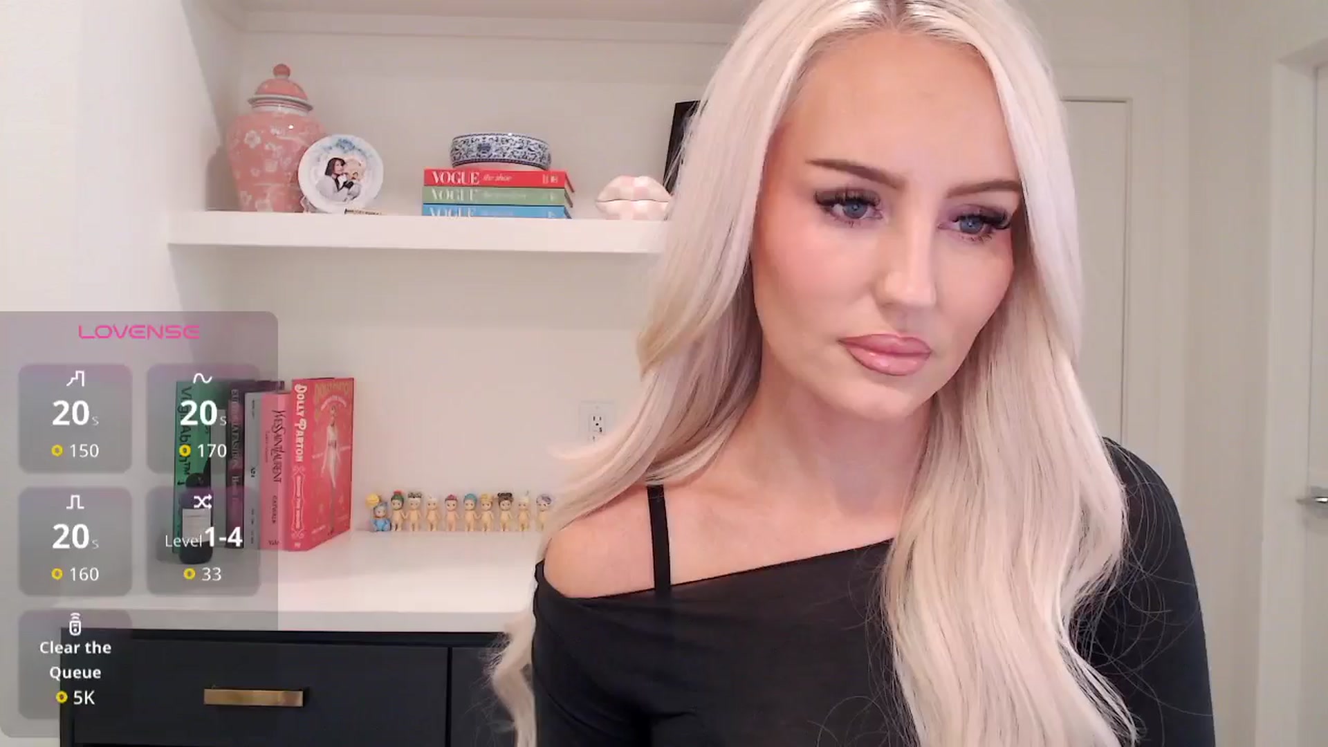 Gallery image thumbnail from Officialelsa's myfreecams stream on, 03/31/2026, 22:18 image 2 of 20