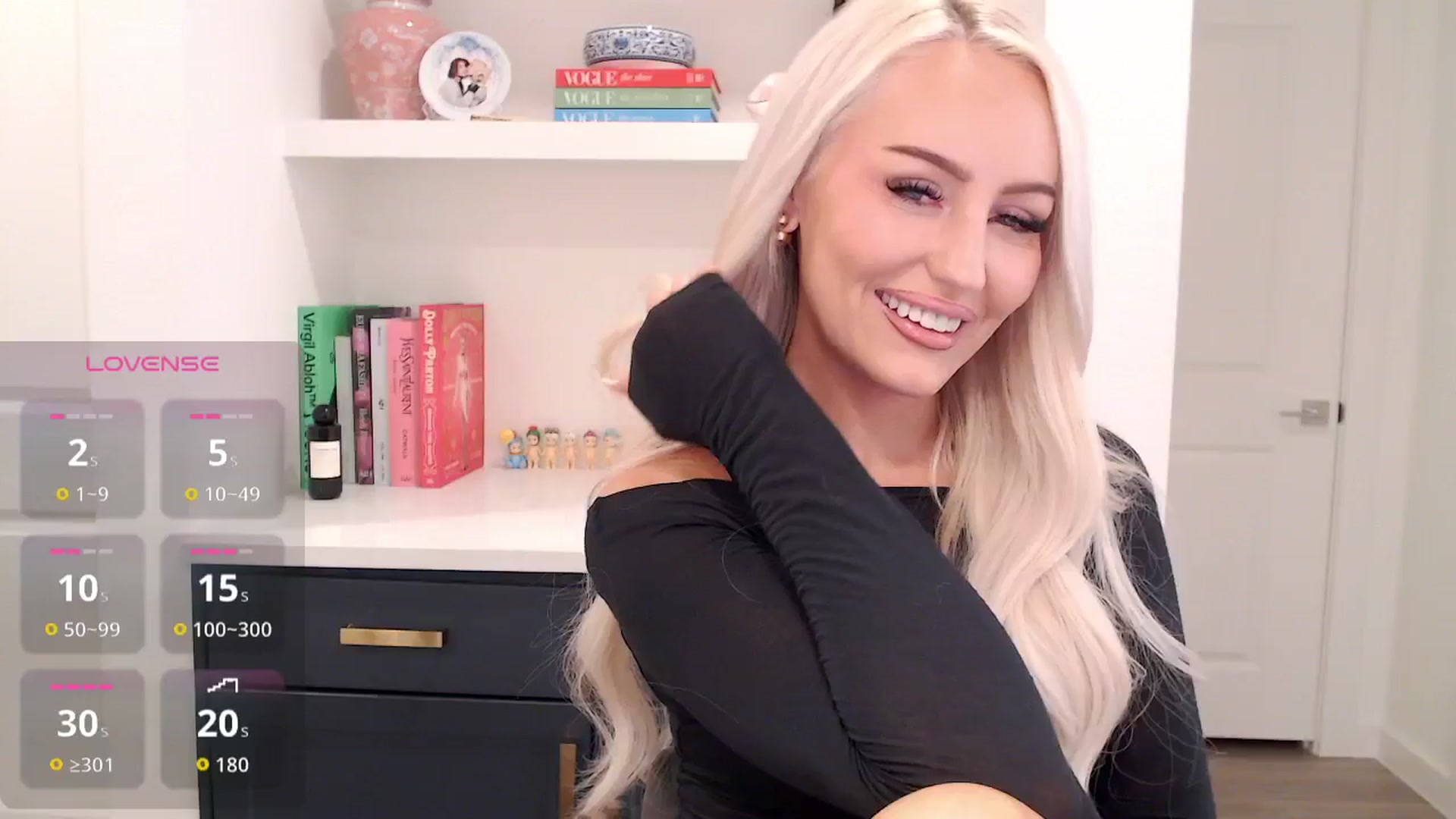 Gallery image thumbnail from Officialelsa's myfreecams stream on, 03/31/2026, 22:18 image 15 of 20
