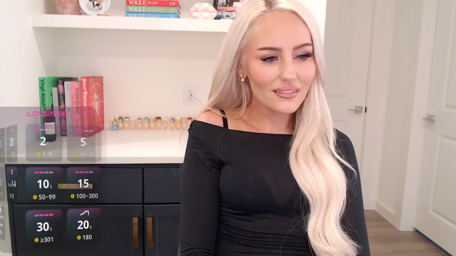 Gallery image thumbnail from Officialelsa's myfreecams stream on, 03/31/2026, 23:01 image 3 of 20