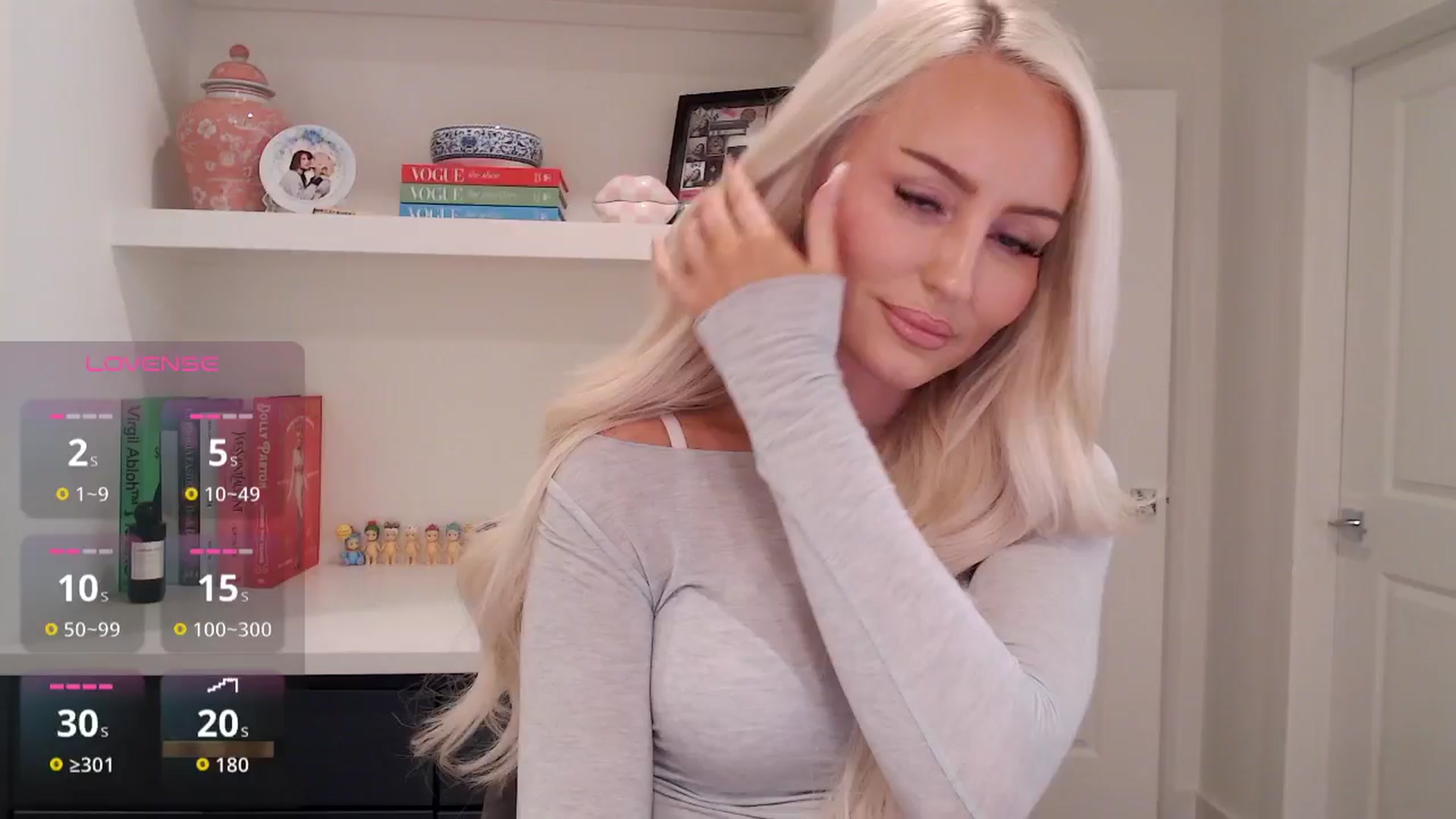 Gallery image thumbnail from Officialelsa's myfreecams stream on, 04/03/2026, 20:43 image 10 of 20