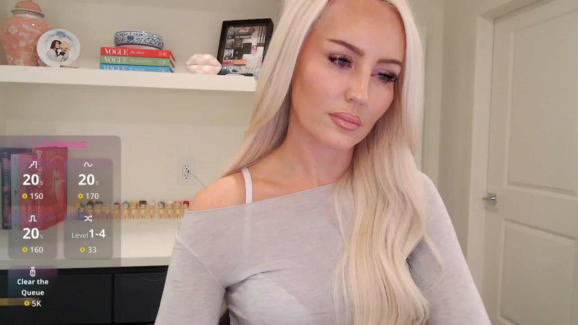 Gallery image thumbnail from Officialelsa's myfreecams stream on, 04/04/2026, 24:03 image 14 of 20