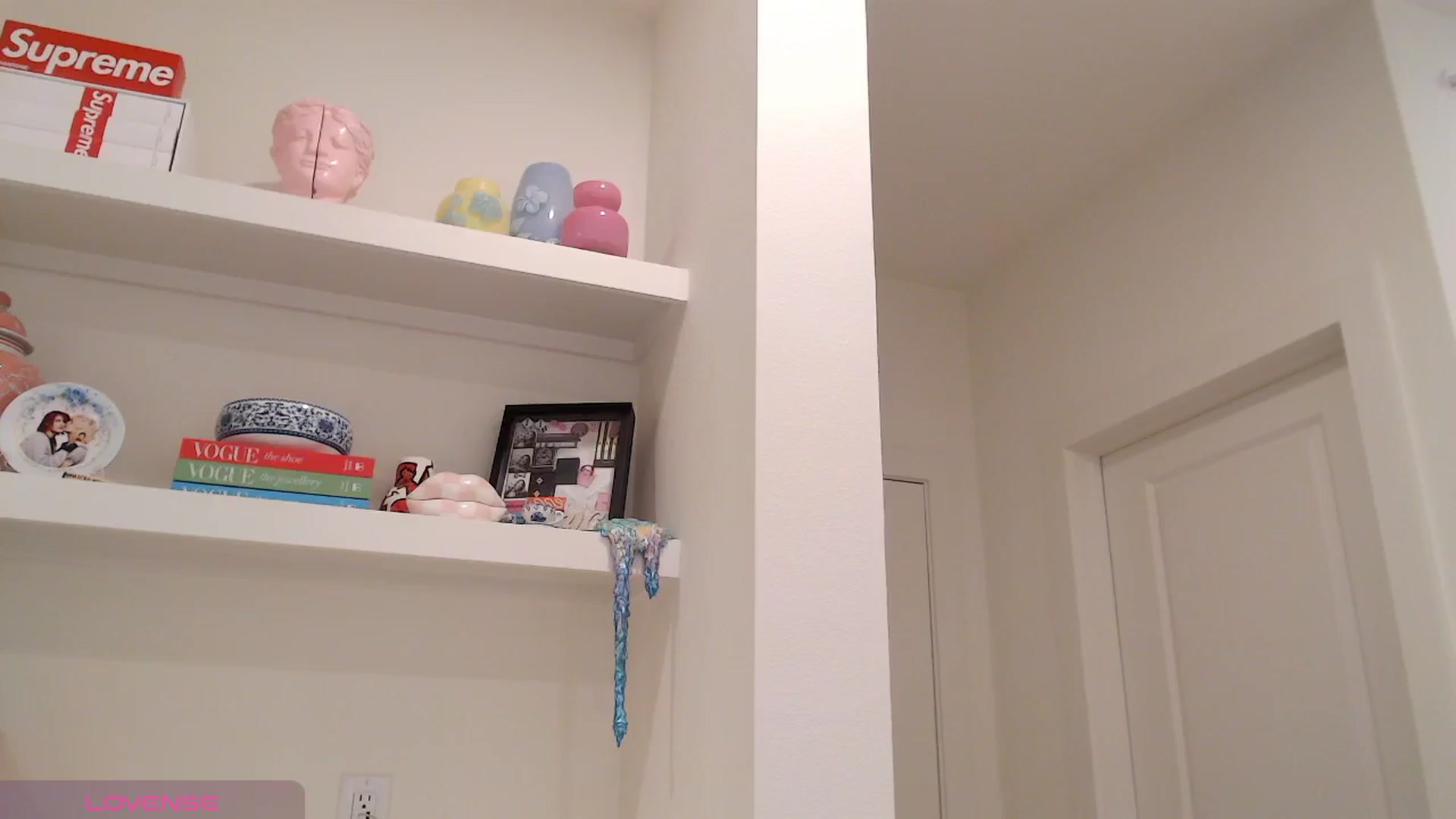 Gallery image thumbnail from Officialelsa's myfreecams stream on, 04/13/2026, 23:25 image 12 of 20