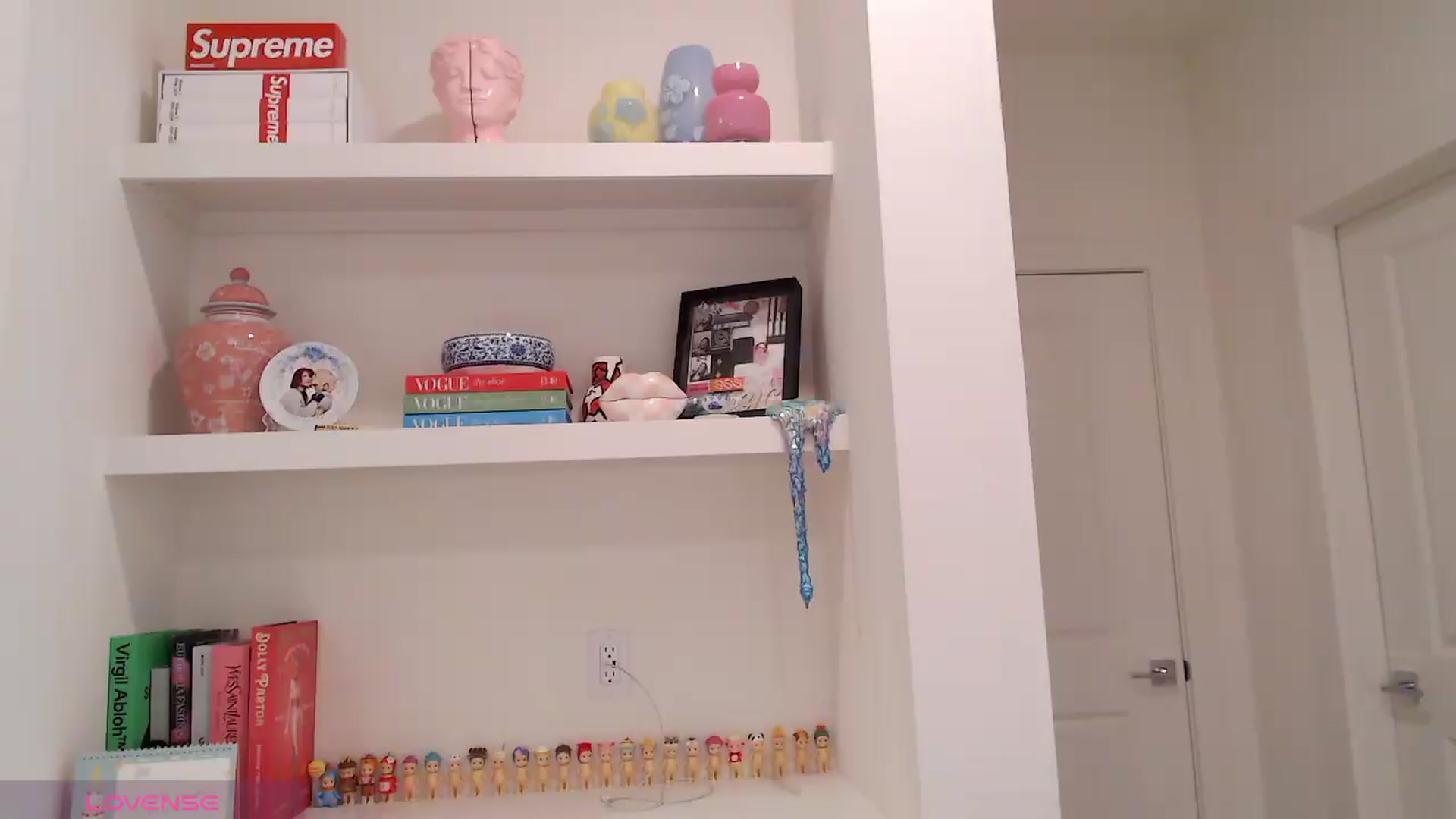 Gallery image thumbnail from Officialelsa's myfreecams stream on, 05/14/2026, 24:40 image 13 of 20