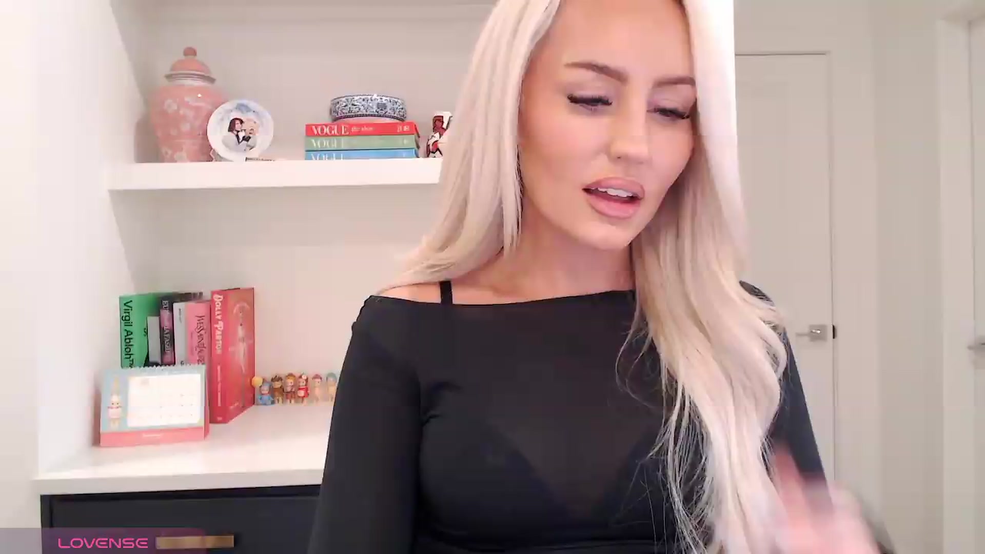 Gallery image thumbnail from Officialelsa's myfreecams stream on, 05/14/2026, 24:40 image 4 of 20