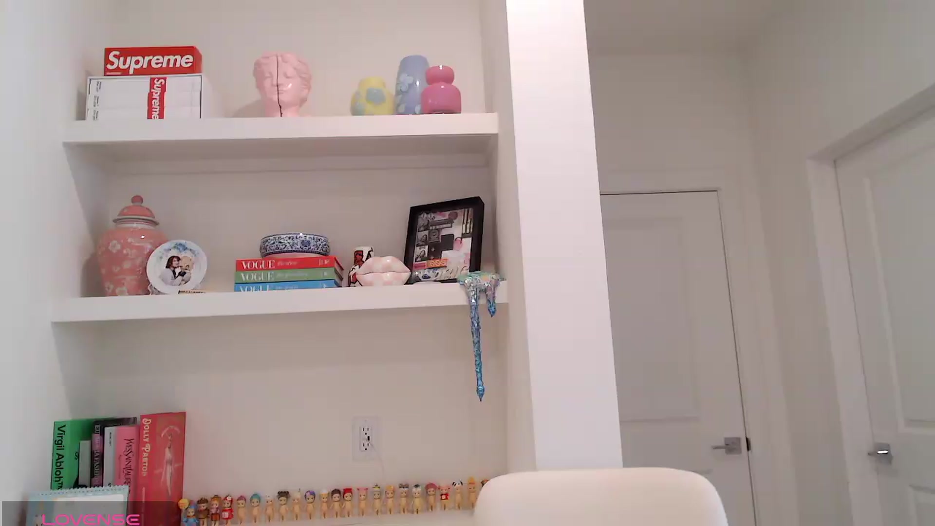 Gallery image thumbnail from Officialelsa's myfreecams stream on, 05/23/2026, 18:30 image 16 of 20
