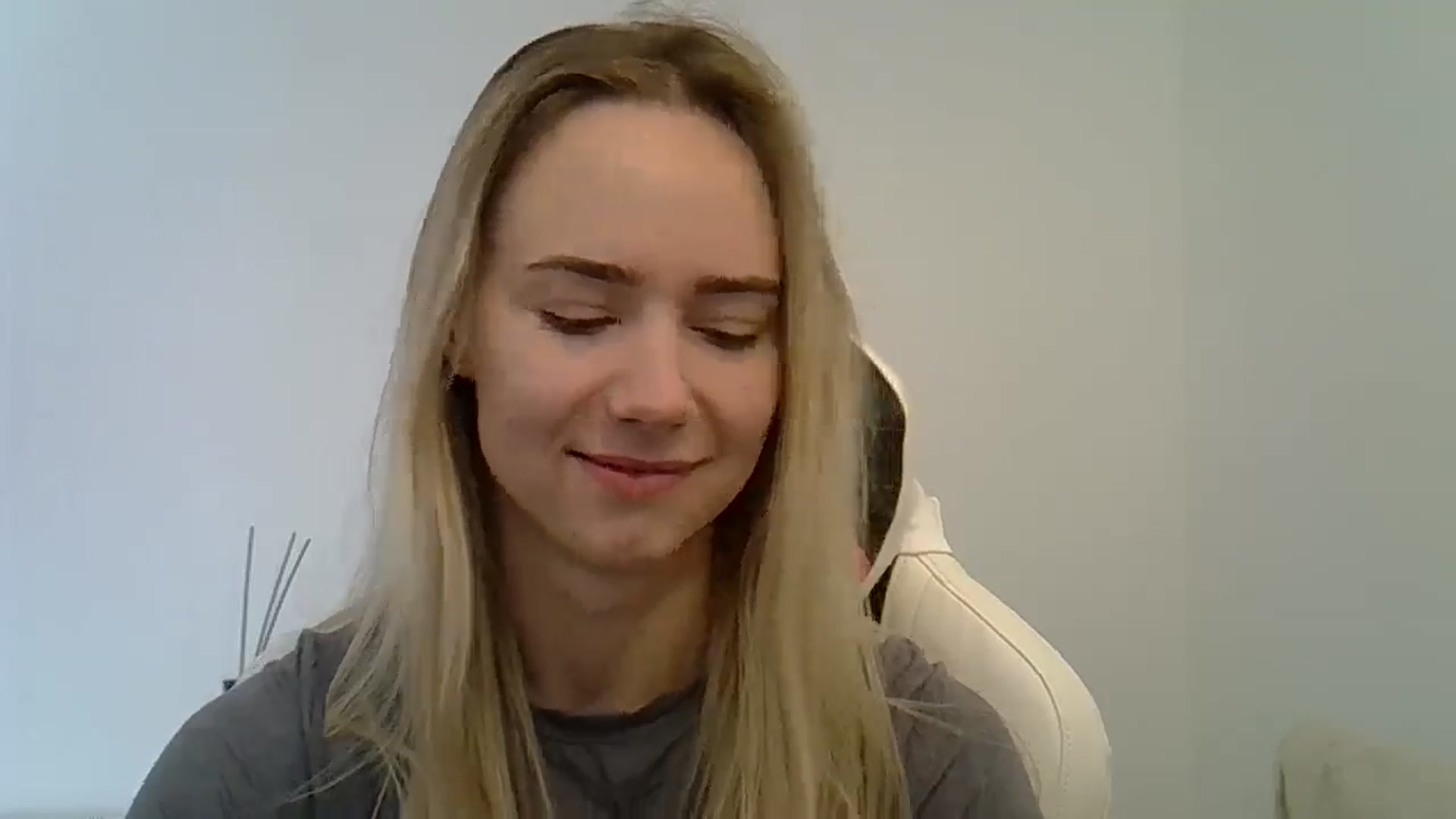 Gallery image thumbnail from OhAlisa's myfreecams stream on, 06/03/2025, 08:39 image 2 of 20