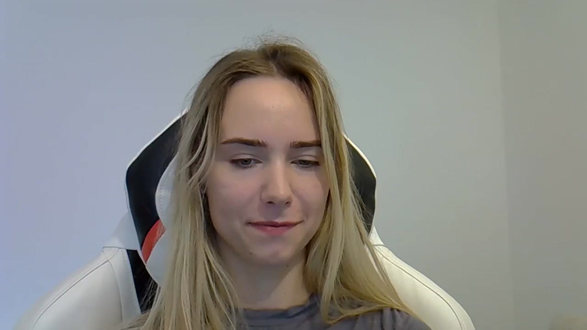 Gallery image thumbnail from OhAlisa's myfreecams stream on, 06/03/2025, 10:36 image 14 of 20
