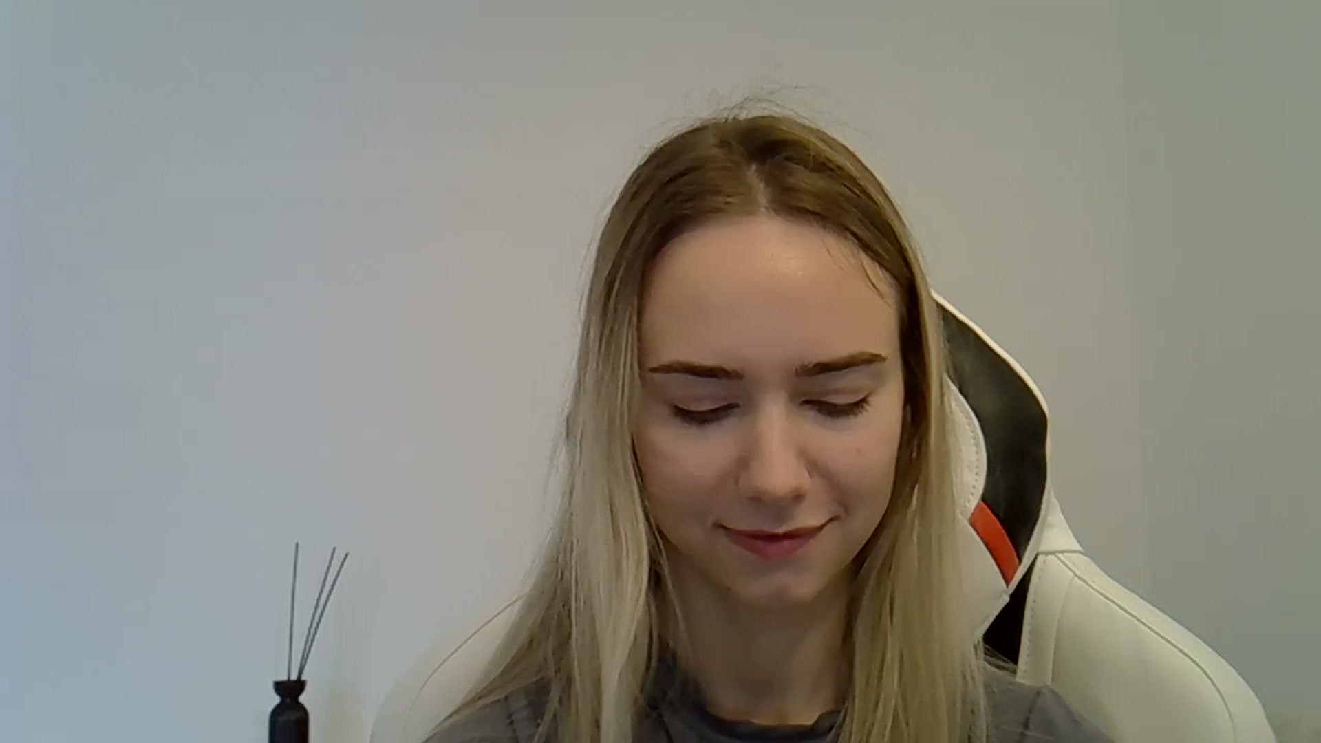 Gallery image thumbnail from OhAlisa's myfreecams stream on, 06/03/2025, 10:36 image 6 of 20