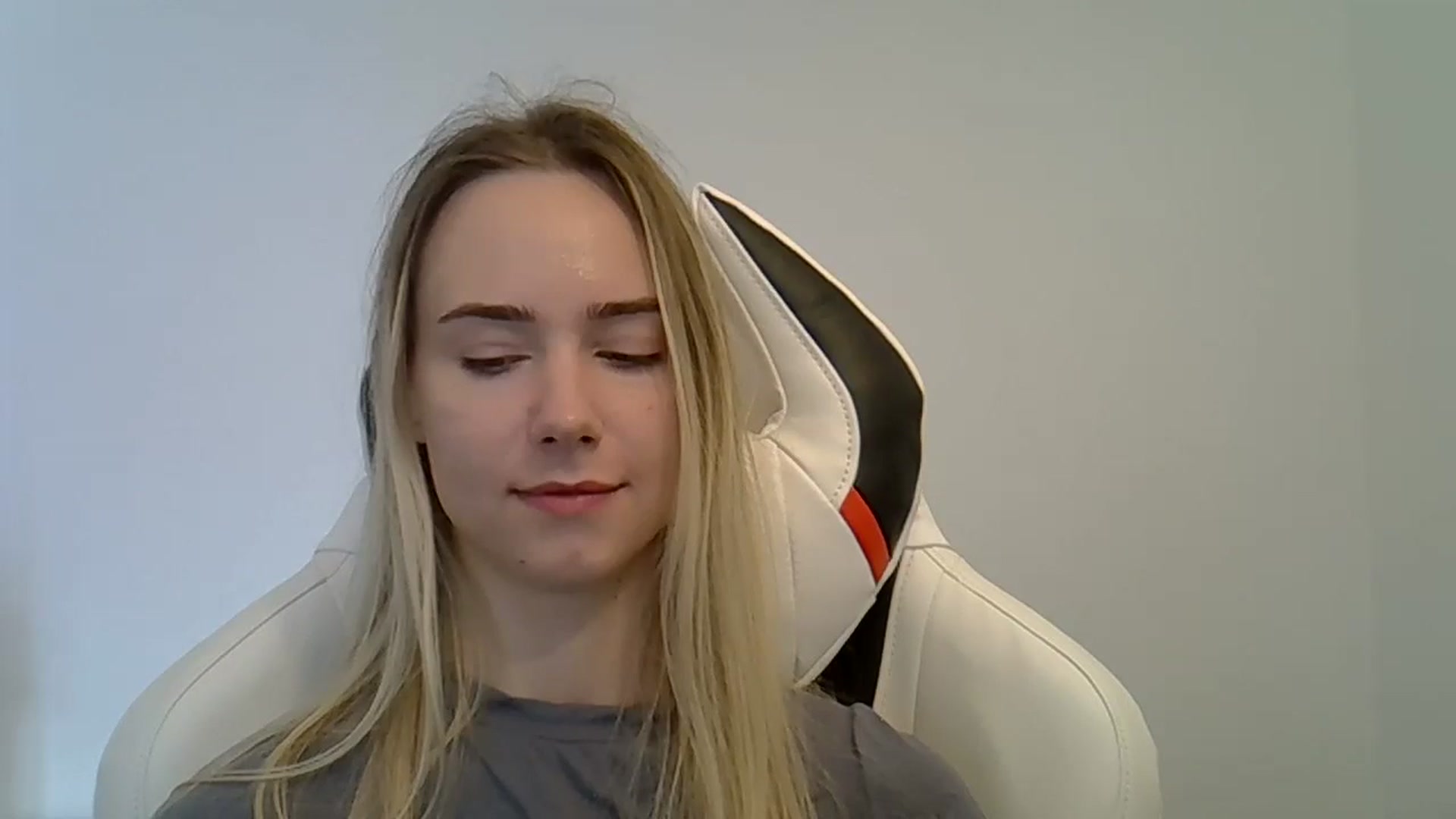 Gallery image thumbnail from OhAlisa's myfreecams stream on, 06/03/2025, 12:15 image 8 of 20