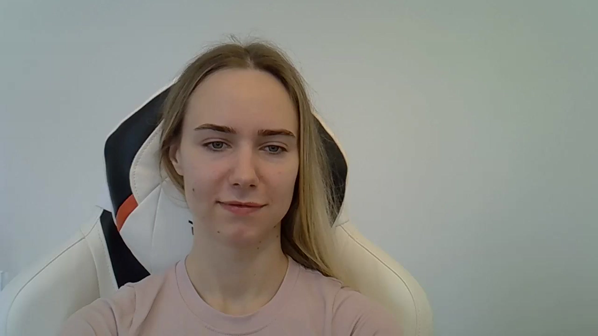 Gallery image thumbnail from OhAlisa's myfreecams stream on, 06/05/2025, 09:51 image 18 of 20