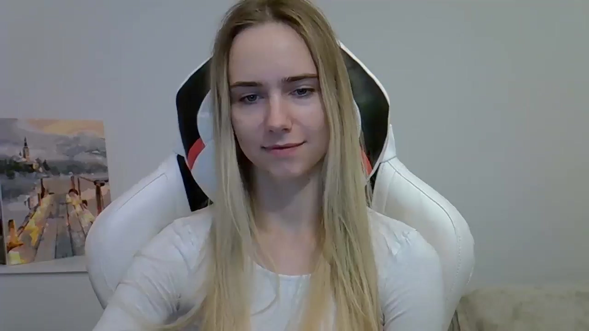Gallery image thumbnail from OhAlisa's myfreecams stream on, 06/05/2025, 18:20 image 19 of 20