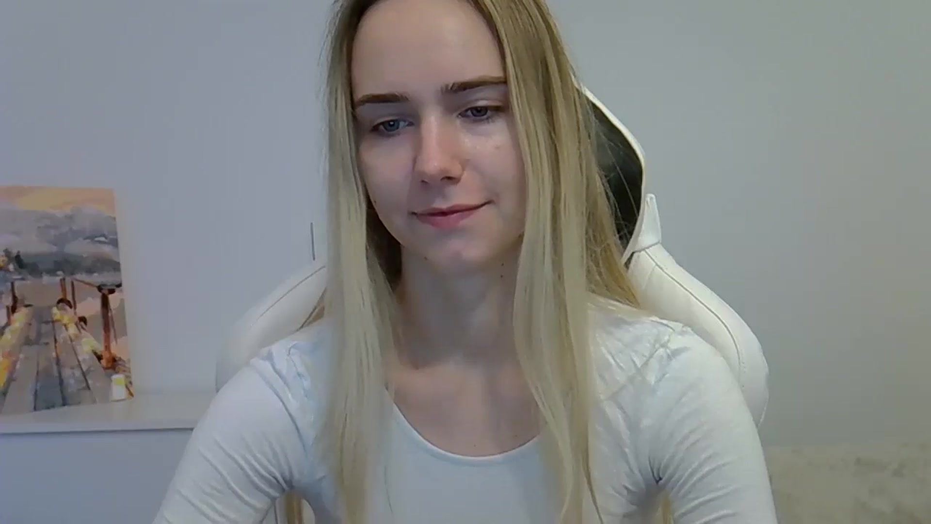 Gallery image thumbnail from OhAlisa's myfreecams stream on, 06/05/2025, 18:20 image 13 of 20
