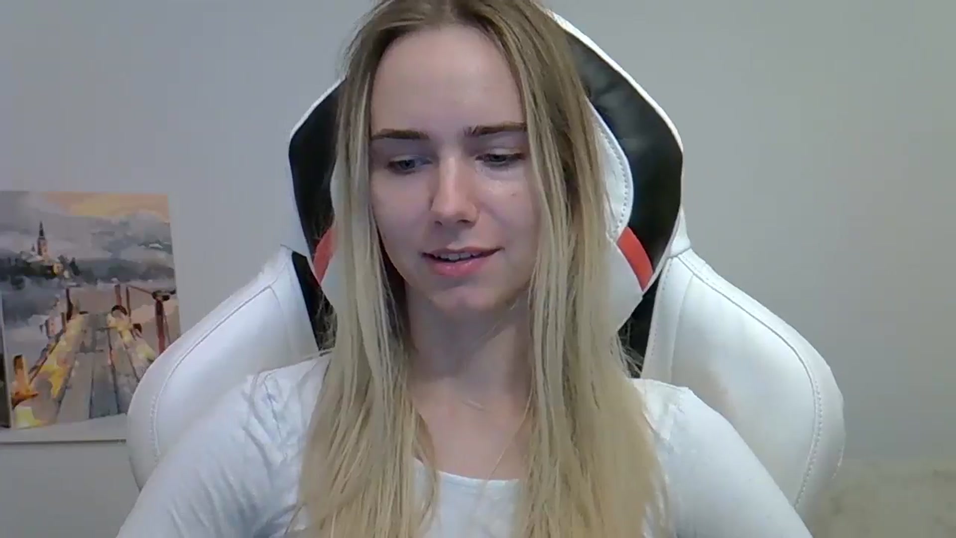 Gallery image thumbnail from OhAlisa's myfreecams stream on, 06/05/2025, 19:58 image 8 of 20