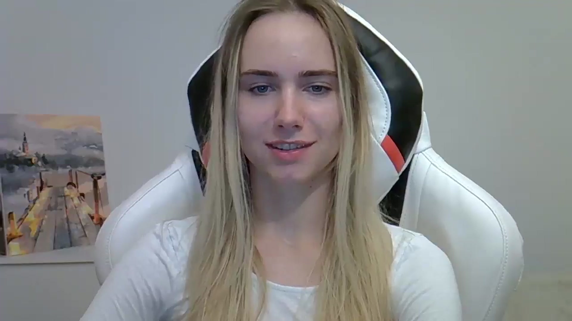 Gallery image thumbnail from OhAlisa's myfreecams stream on, 06/05/2025, 19:58 image 11 of 20