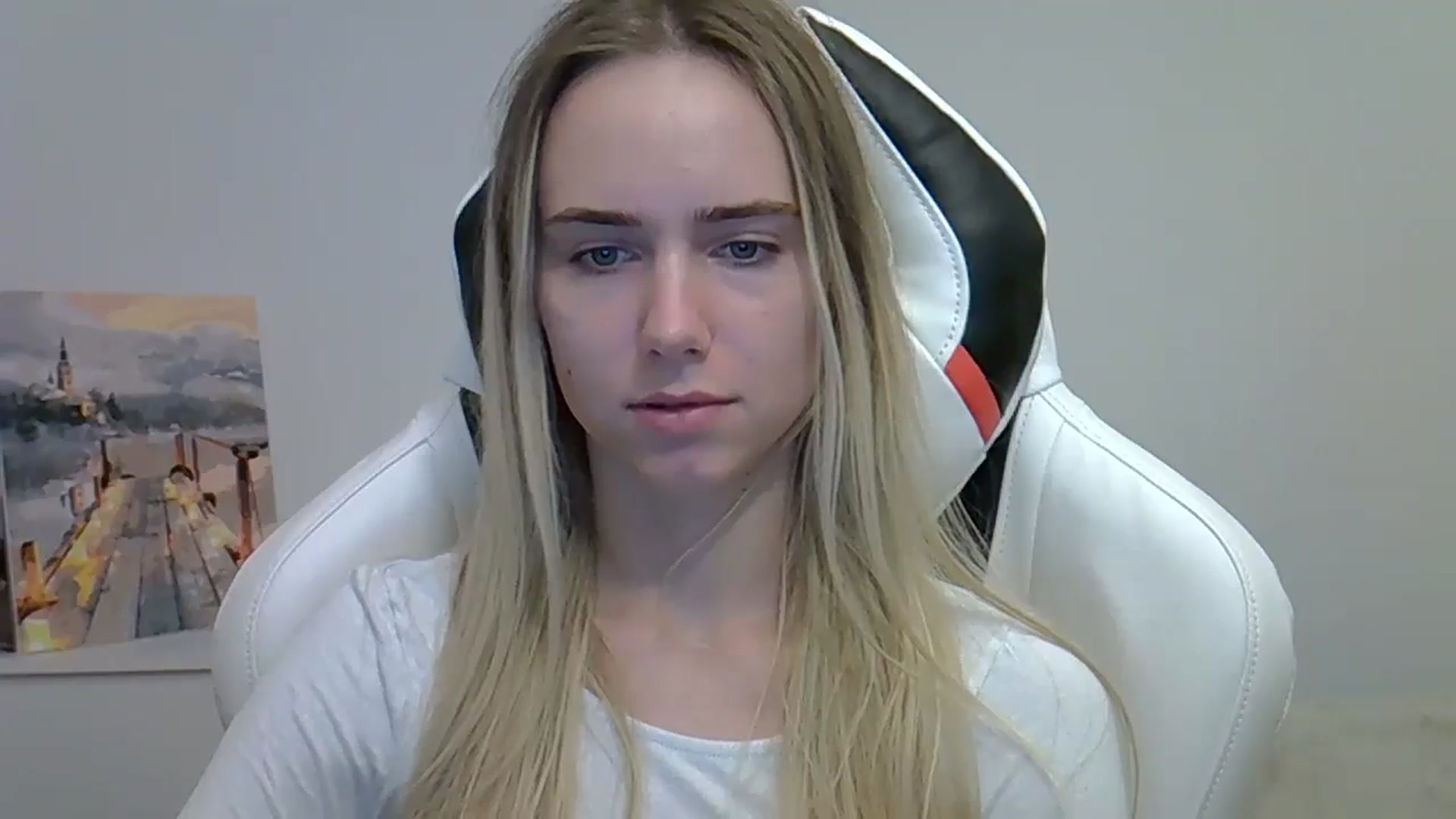 Gallery image thumbnail from OhAlisa's myfreecams stream on, 06/05/2025, 19:58 image 16 of 20